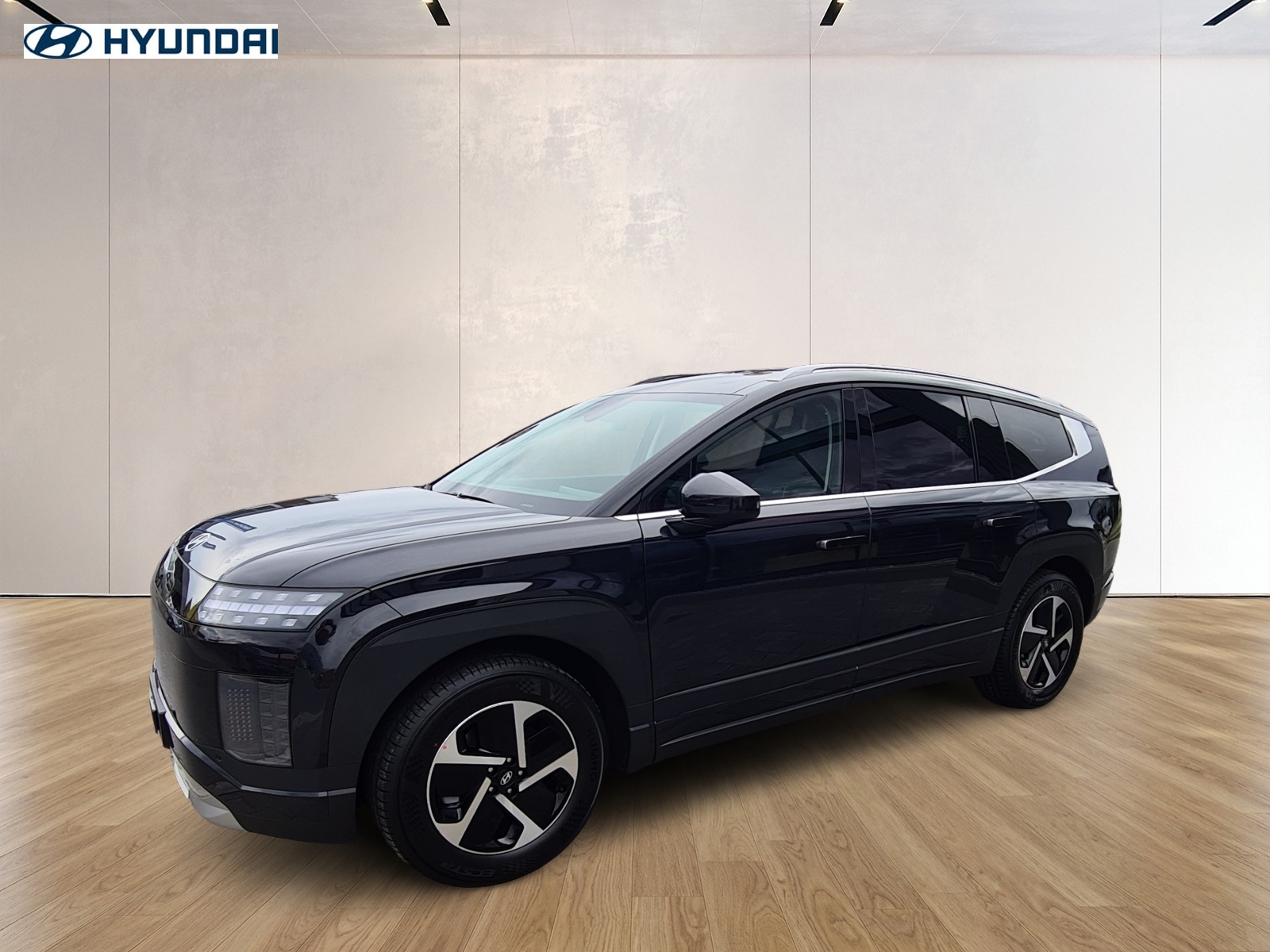 HYUNDAI Ioniq 9 110kWh Amplia 4WD-image-7