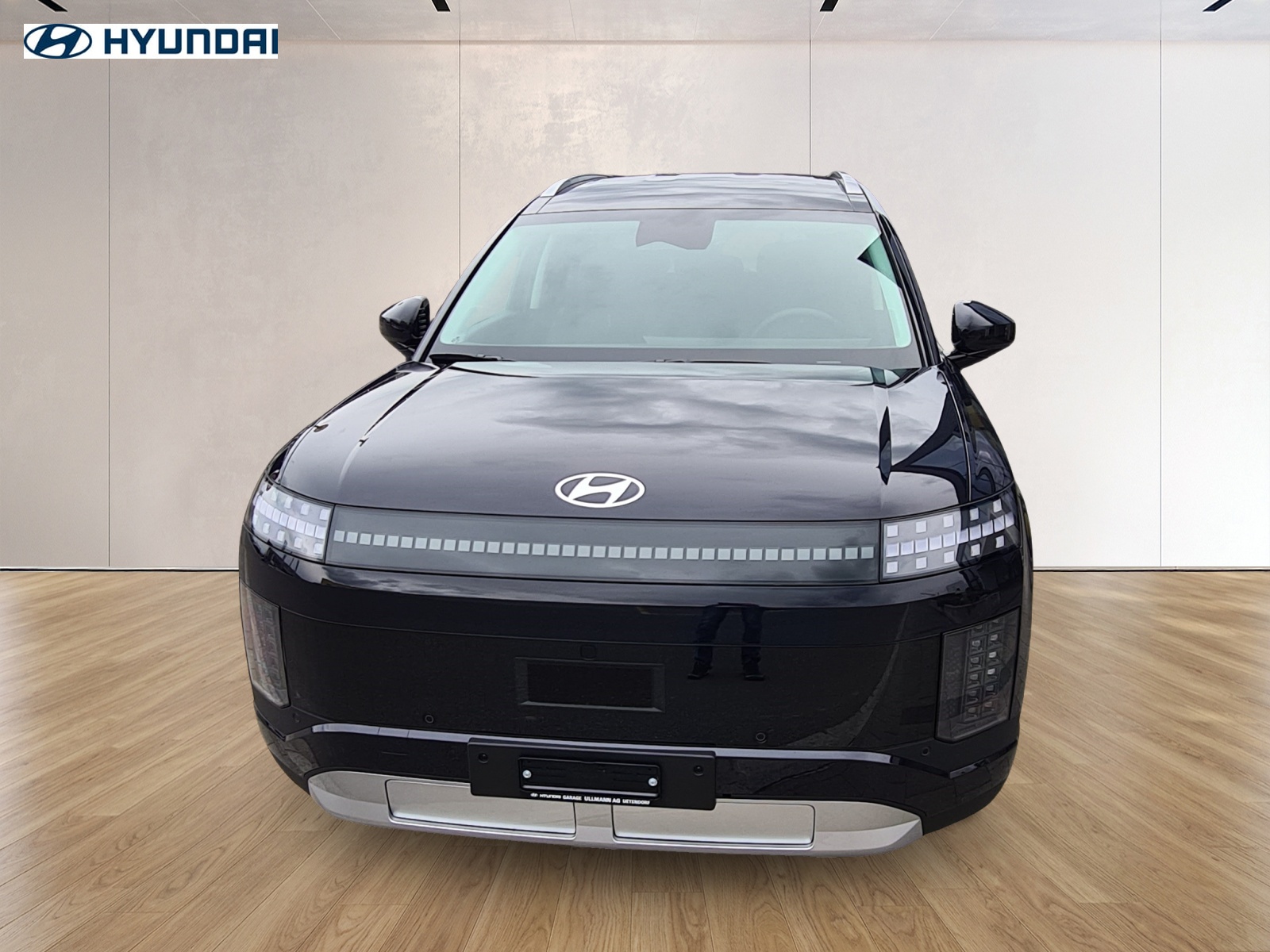 HYUNDAI Ioniq 9 110kWh Amplia 4WD