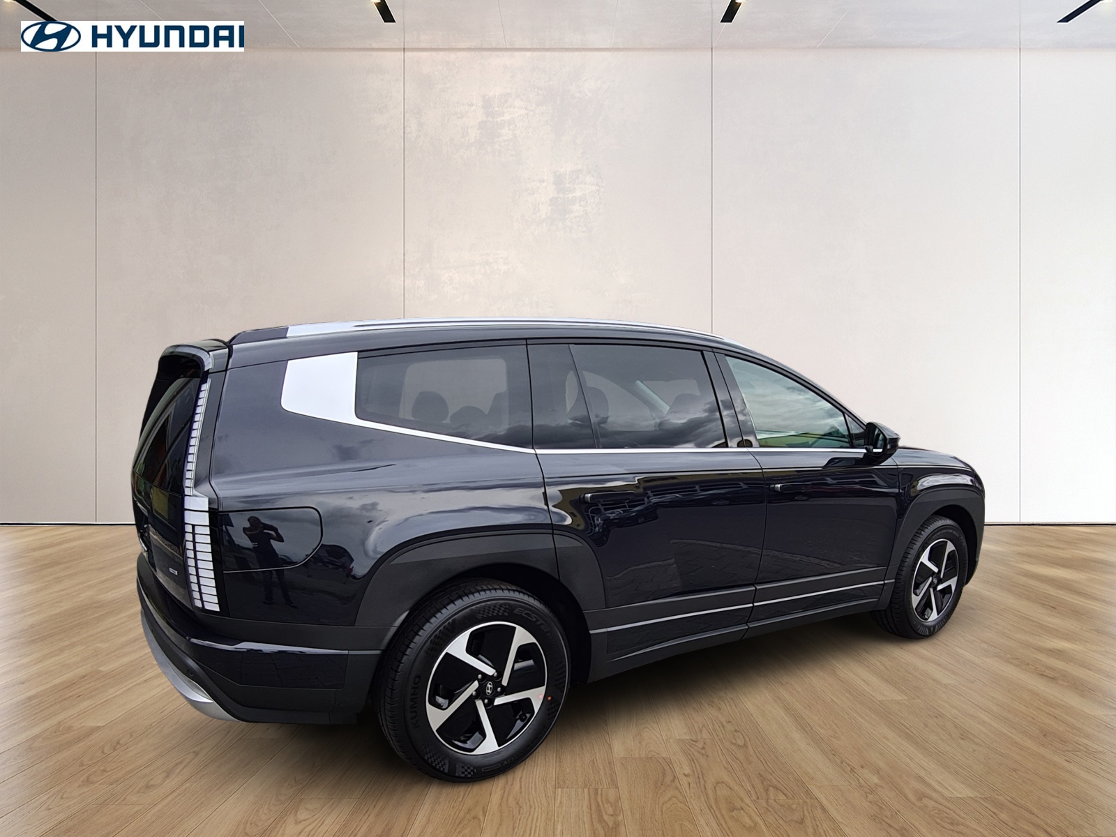 HYUNDAI Ioniq 9 110kWh Amplia 4WD-showroom-element-3