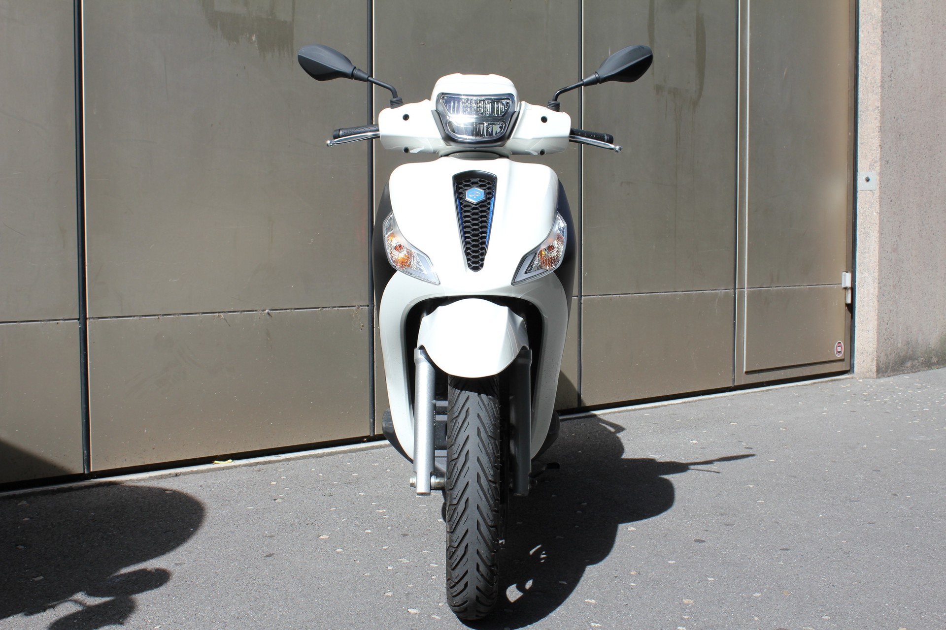 PIAGGIO Medley 125 Sport E5+-image-2