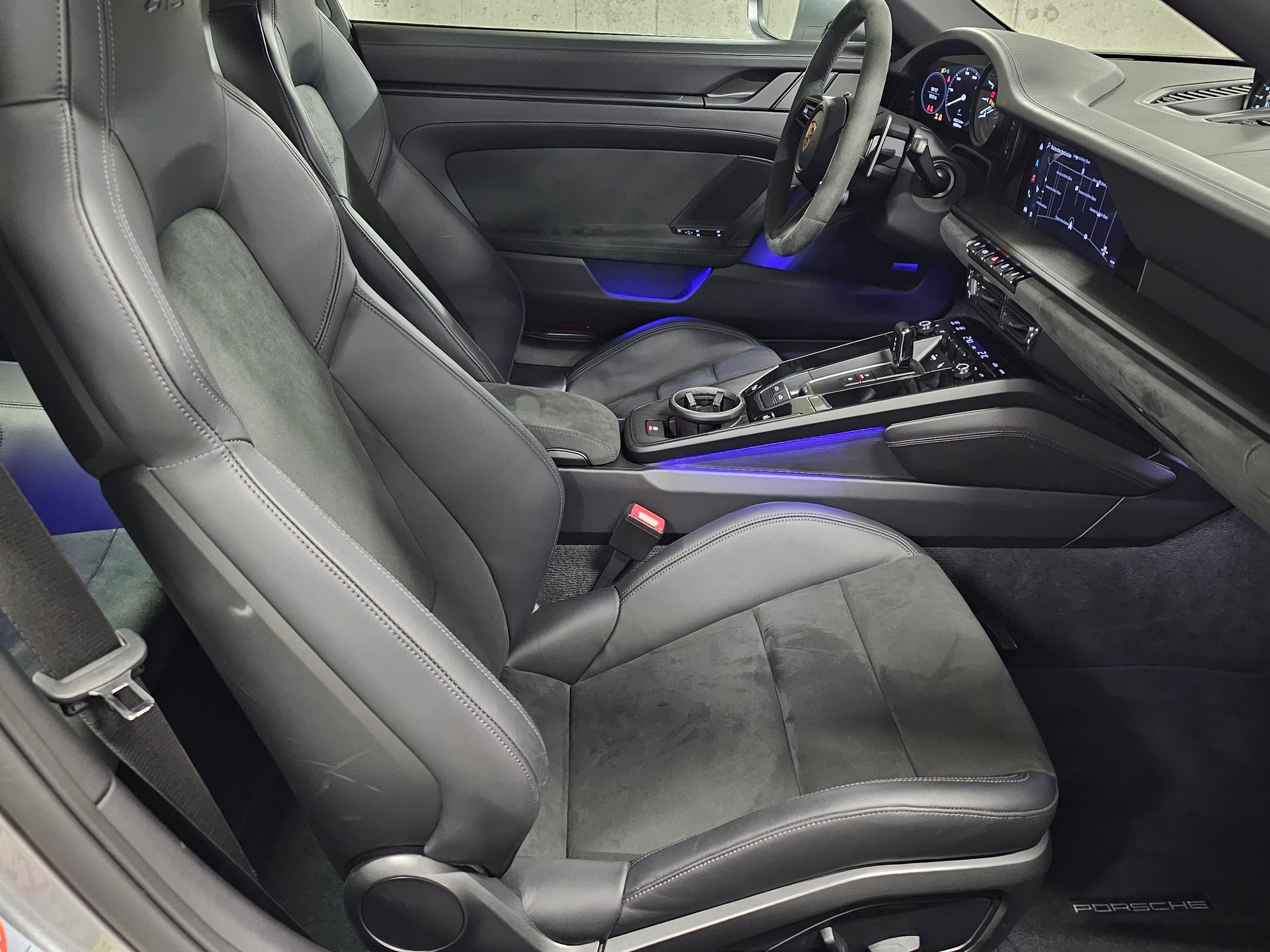 PORSCHE 911 Targa 4 GTS PDK-image-9