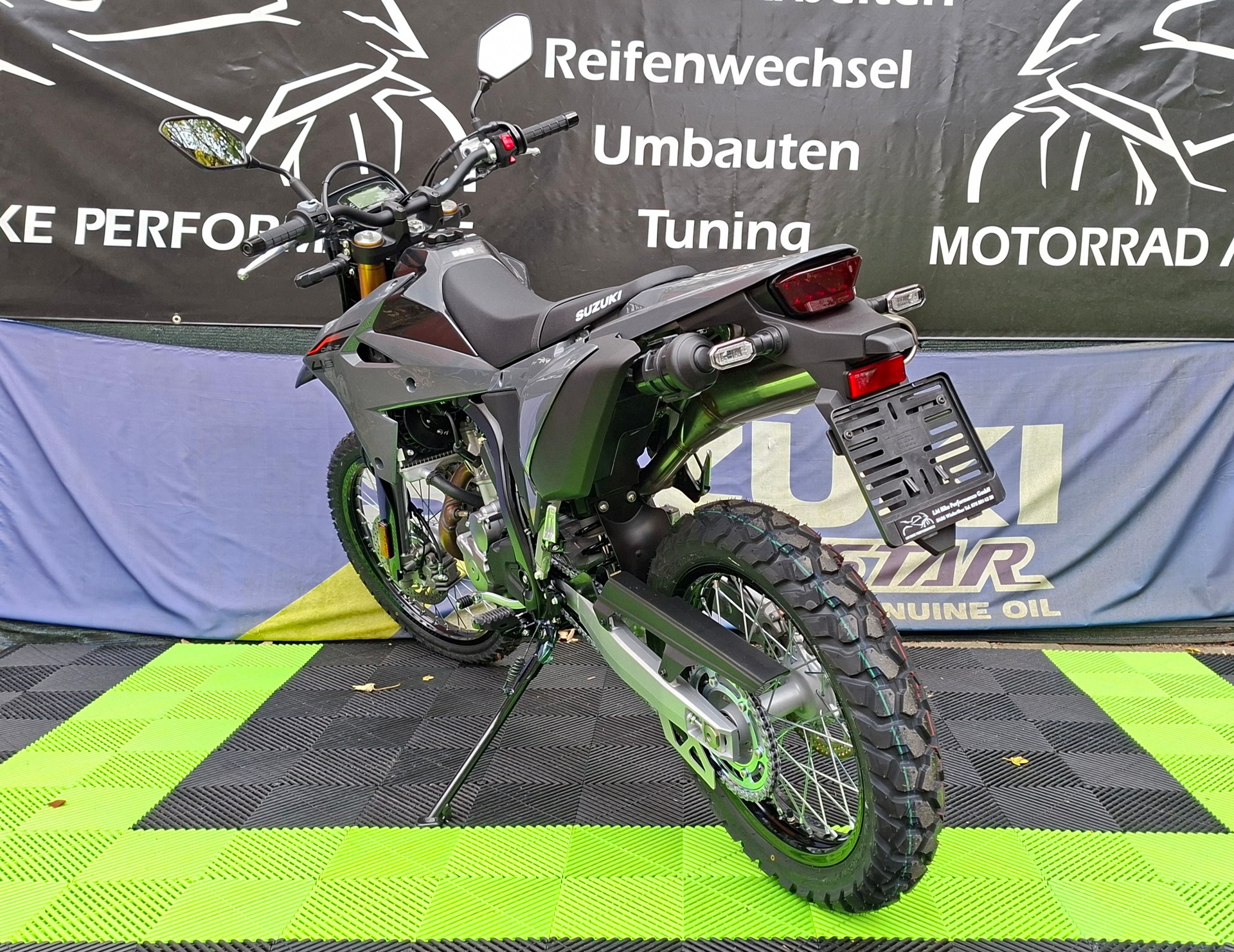 SUZUKI DRZ-4S-image-5