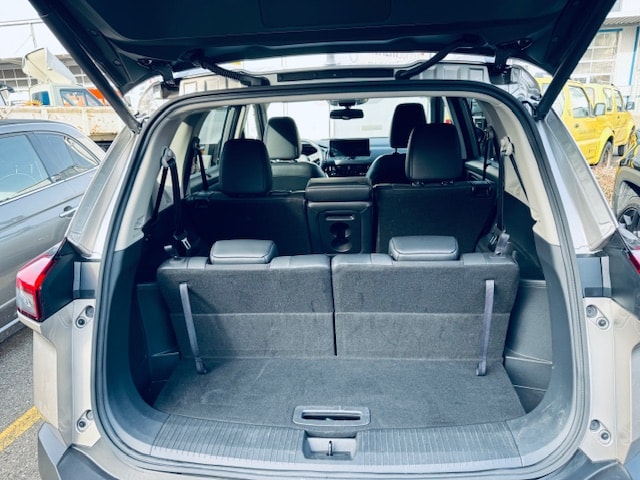 NISSAN X-Trail 1.5 VC-T e-Power 4WD 7 Sitze N-Trek-image-4