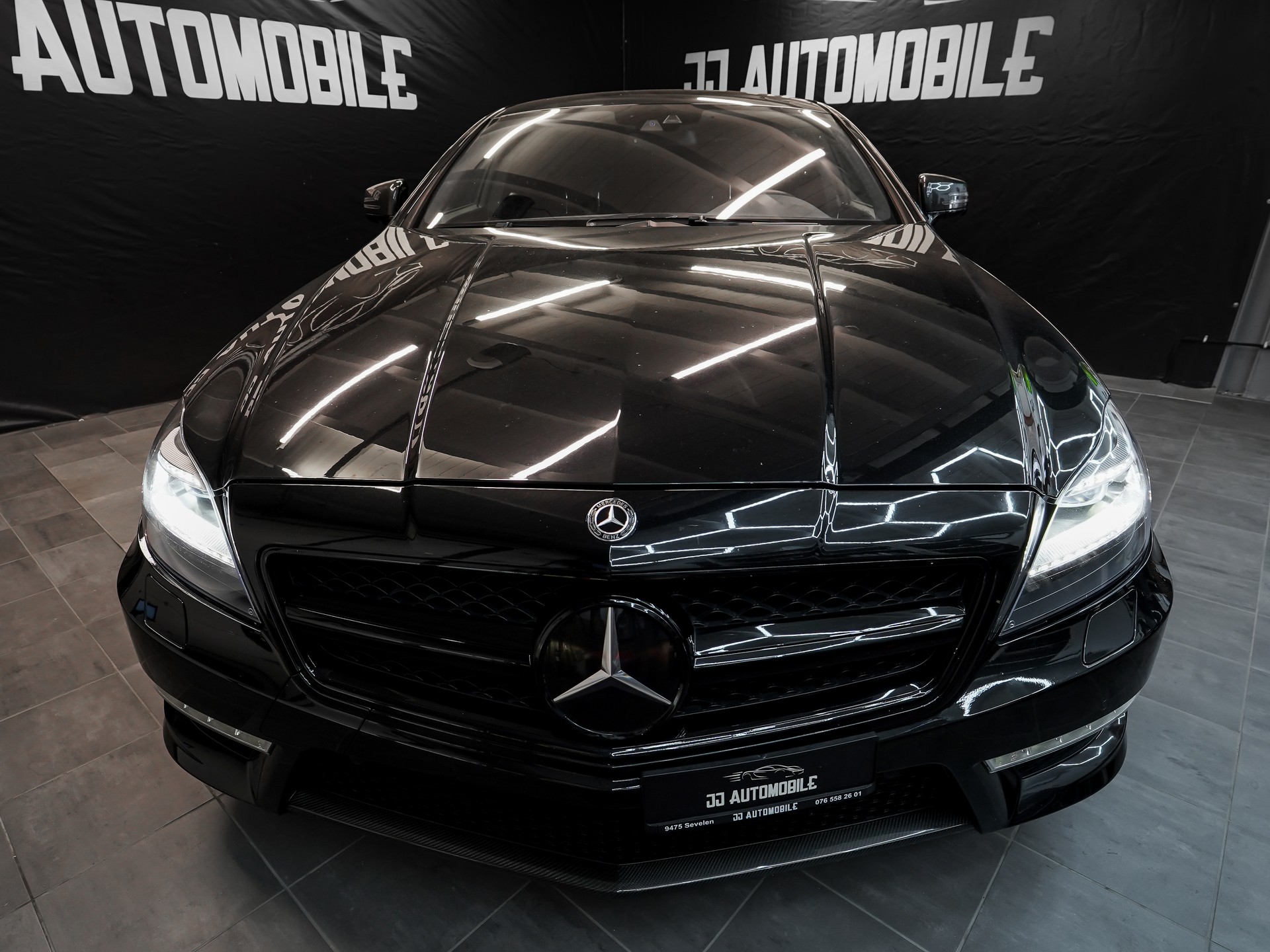 MERCEDES-BENZ CLS 63 AMG Speedshift MCT-showroom-element-1