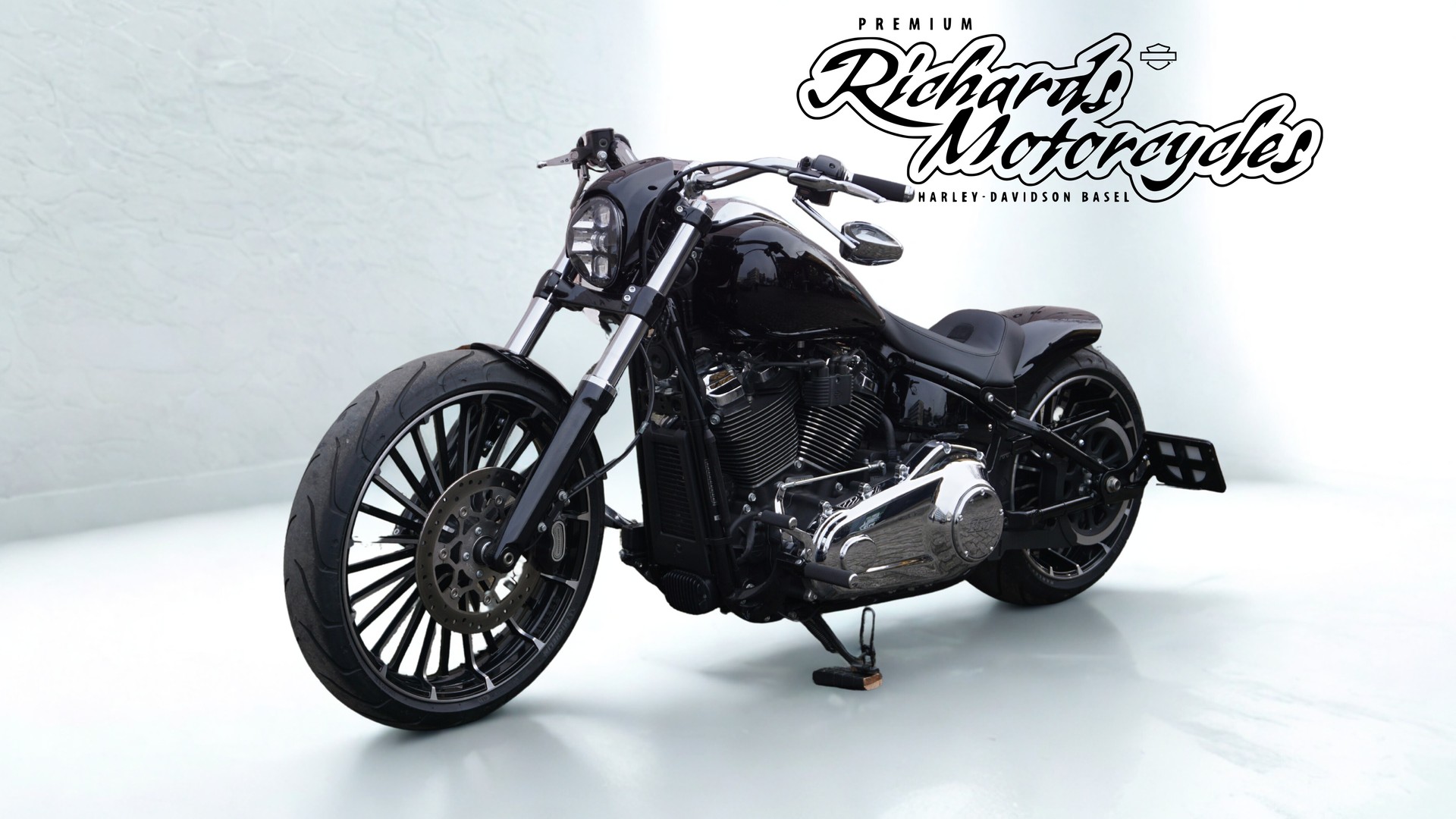 HARLEY-DAVIDSON FXBR Breakout 117-image-4