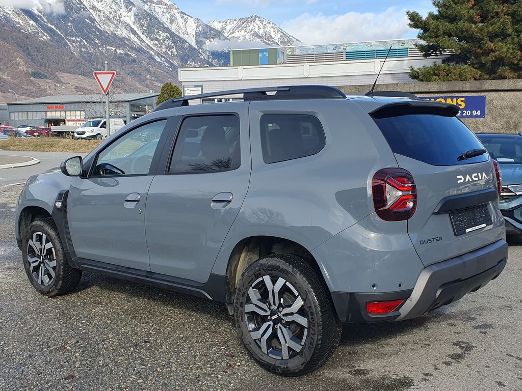 DACIA Duster TCe 150 Journey+ 4x4-image-6