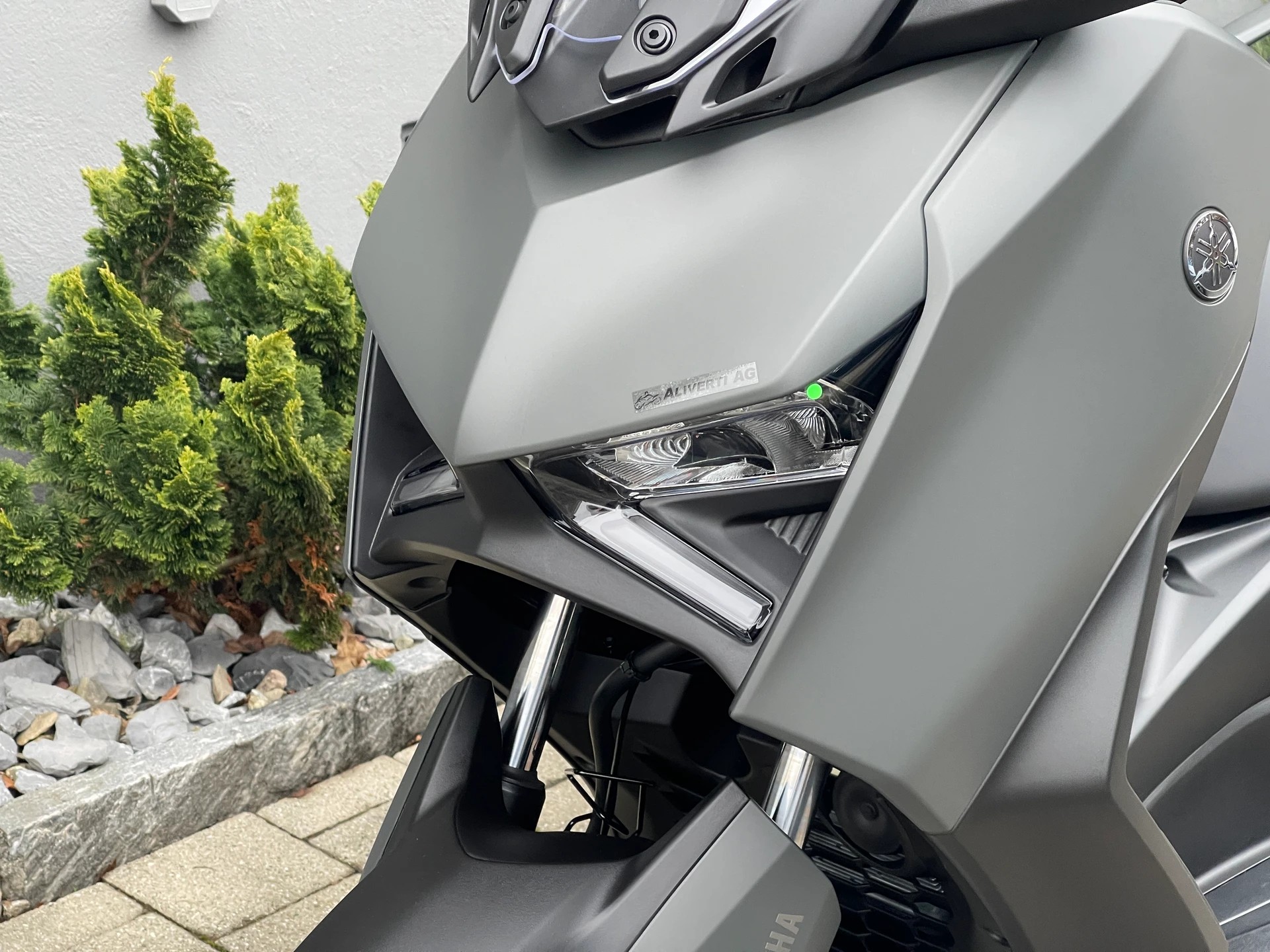 YAMAHA XMAX 125 2026-image-2