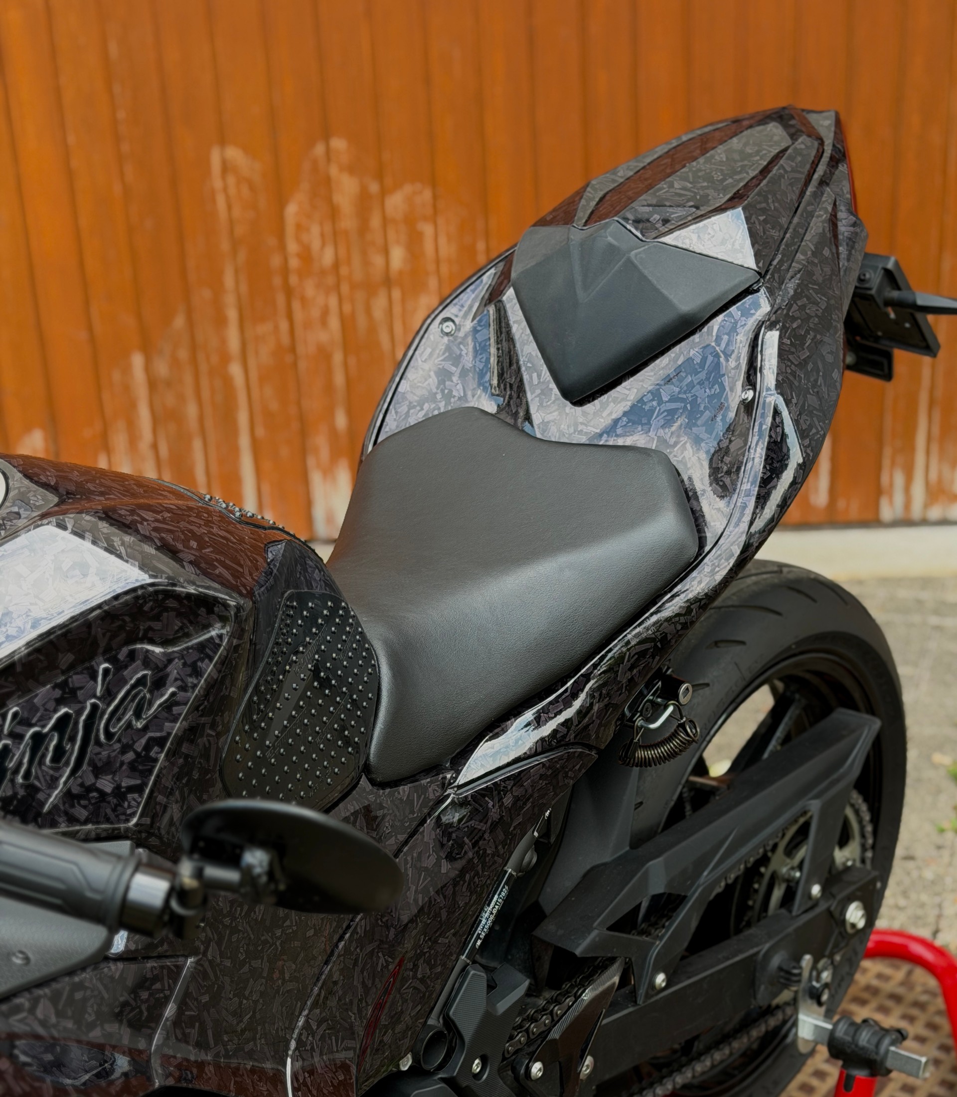 KAWASAKI Ninja 500 SE ABS - Carbon Edition-image-6