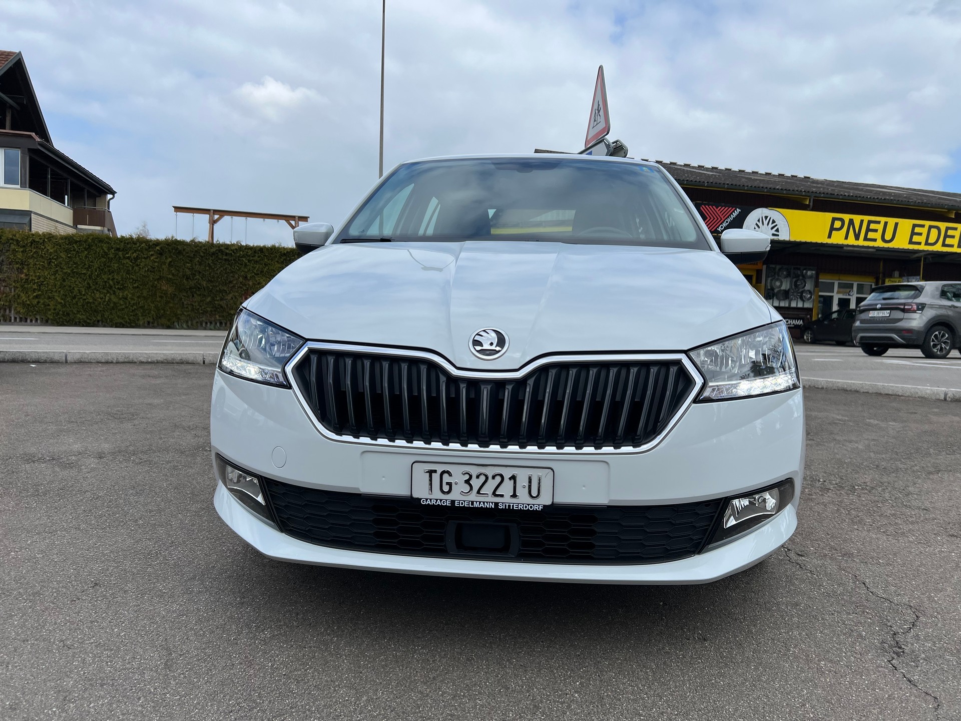 SKODA Fabia 1.0 TSI Drive-showroom-element-1