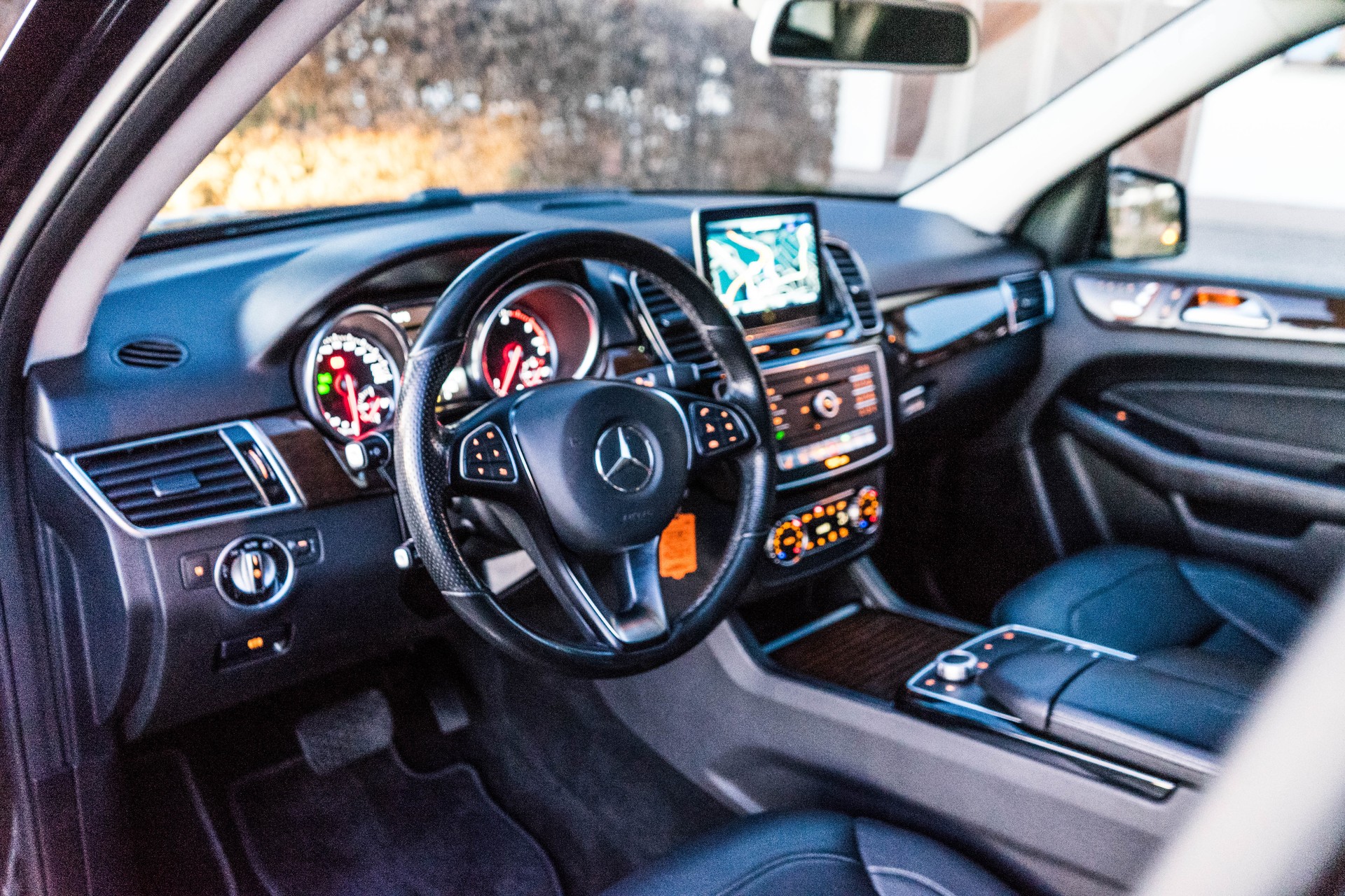 MERCEDES-BENZ GLE 250 d Executive 4Matic 9G-Tronic STANDHEIZUNG-image-16