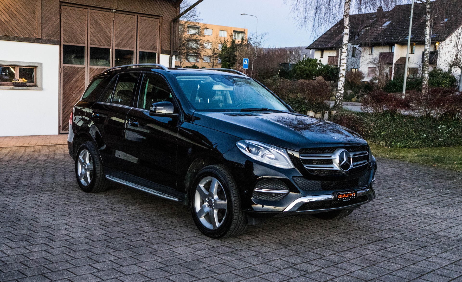 MERCEDES-BENZ GLE 250 d Executive 4Matic 9G-Tronic STANDHEIZUNG-showroom-element-2