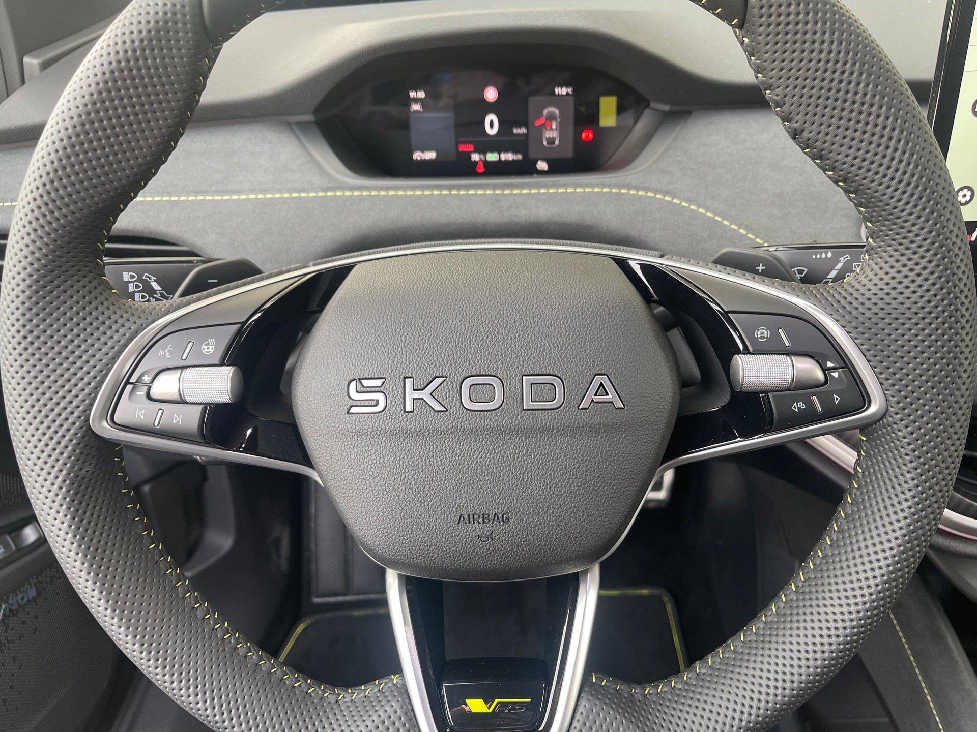SKODA Elroq RS 4x4-image-26