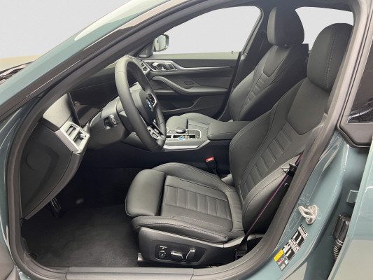 BMW i4 xDrive 40 M Sport Pro-image-8