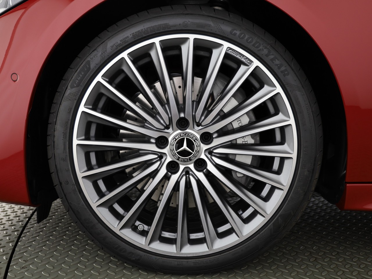 MERCEDES-BENZ C 220 d T 4 Matic-image-24