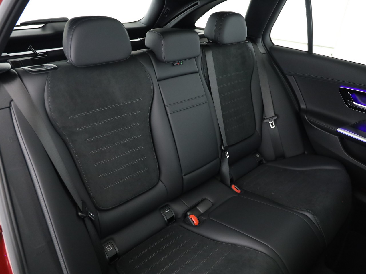 MERCEDES-BENZ C 220 d T 4 Matic-image-10