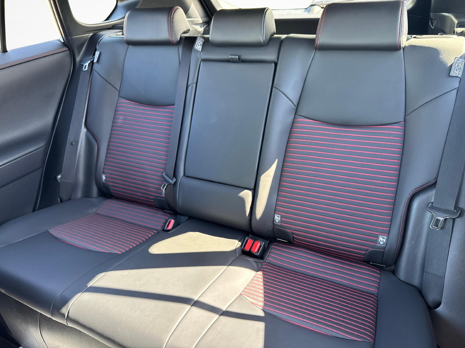 SUZUKI Across 2.5 PHEV Compact Top 4x4-image-10