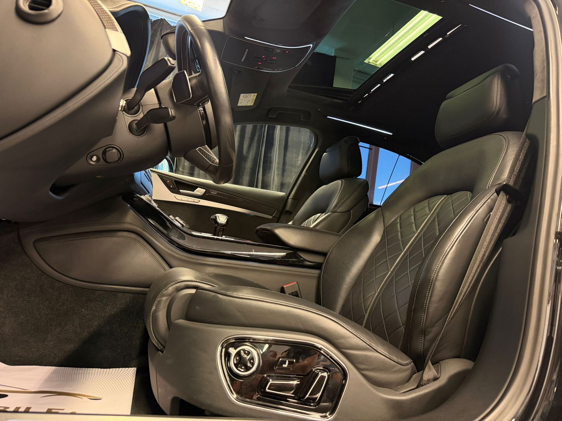 AUDI S8 4.0 TFSI V8 plus ABT 705 PS quattro tiptronic-image-11