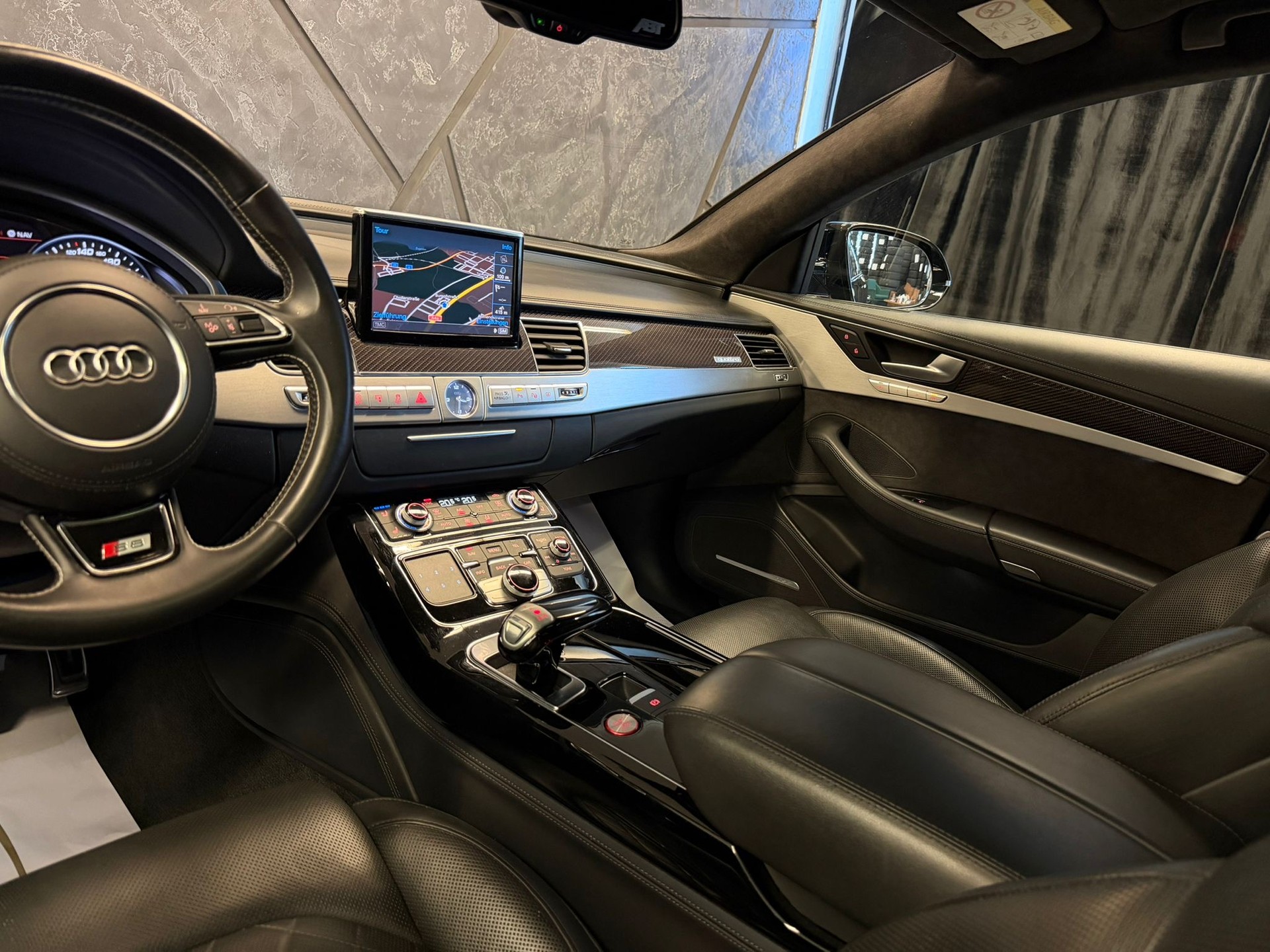 AUDI S8 4.0 TFSI V8 plus ABT 705 PS quattro tiptronic-image-9