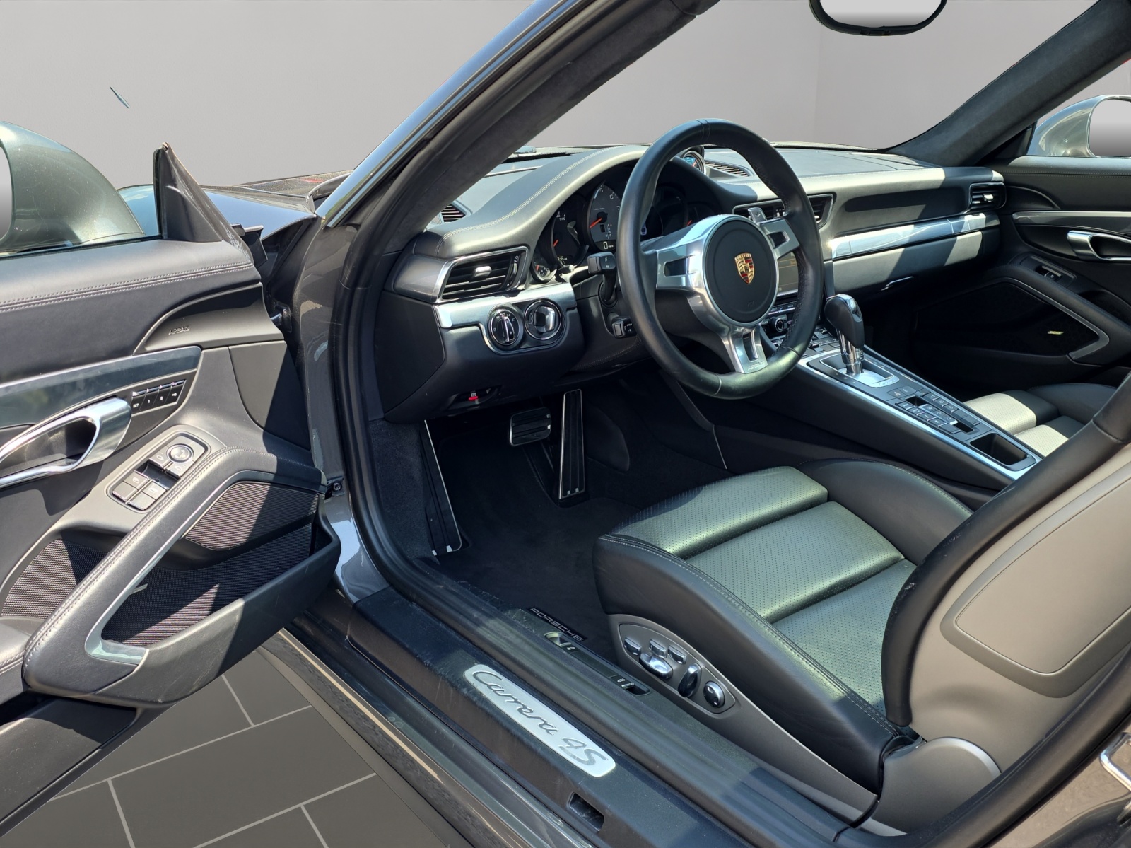 PORSCHE 911 Carrera 4S PDK-image-5
