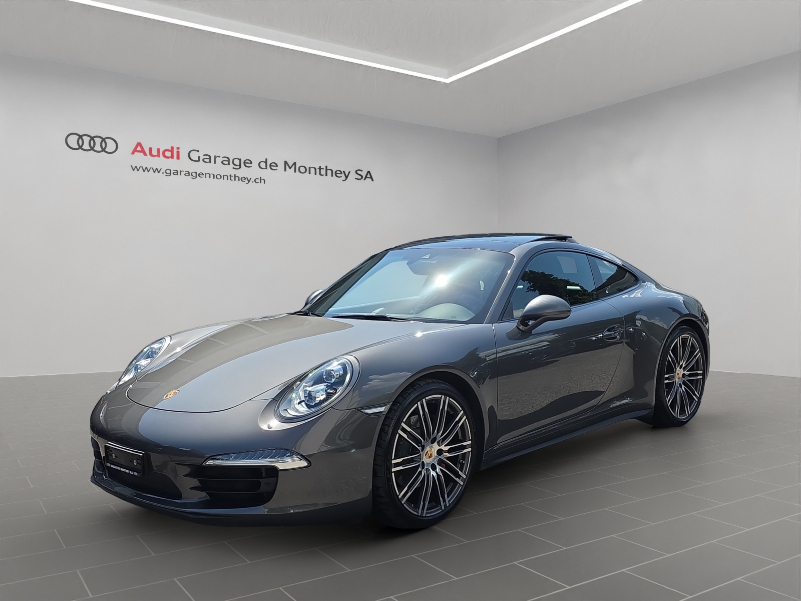 PORSCHE 911 Carrera 4S PDK