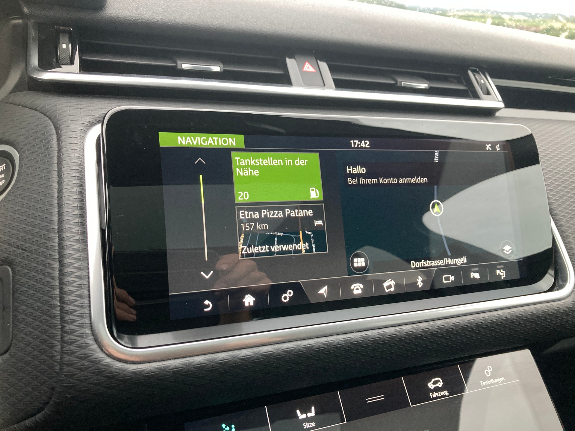 LAND ROVER Range Rover Velar P 250 S Automatic-image-9
