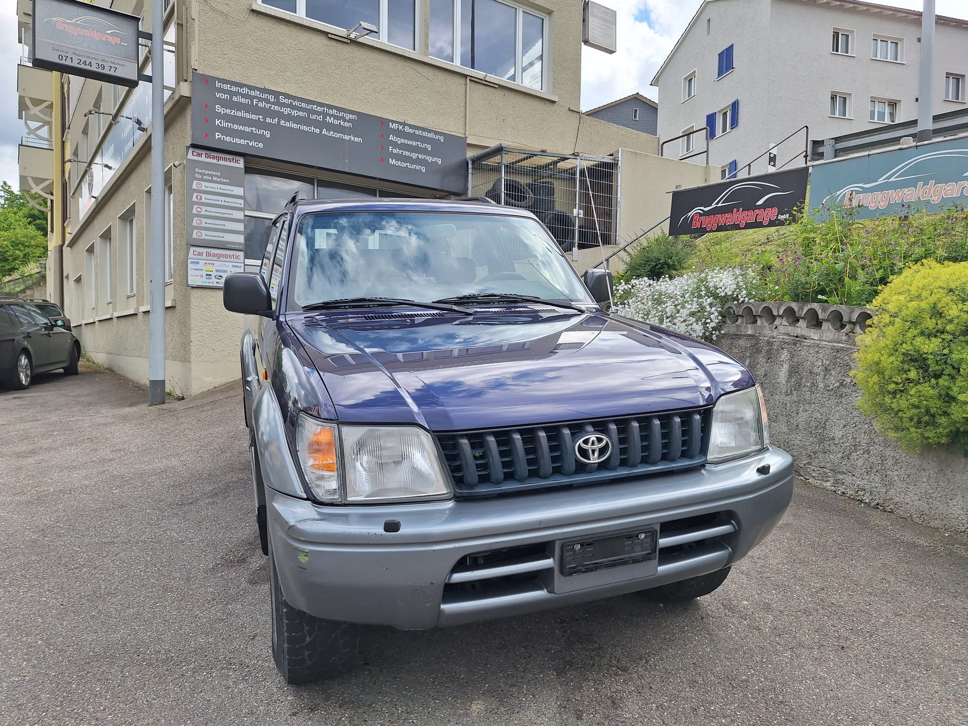 TOYOTA Land Cruiser 300 3.0 TD LX