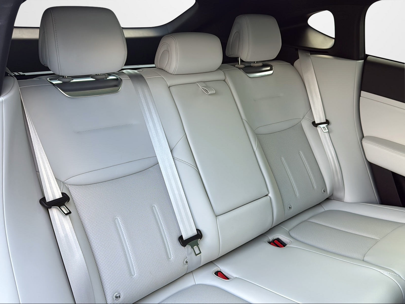 XPENG G6 87,5kWh Performance AWD-image-12