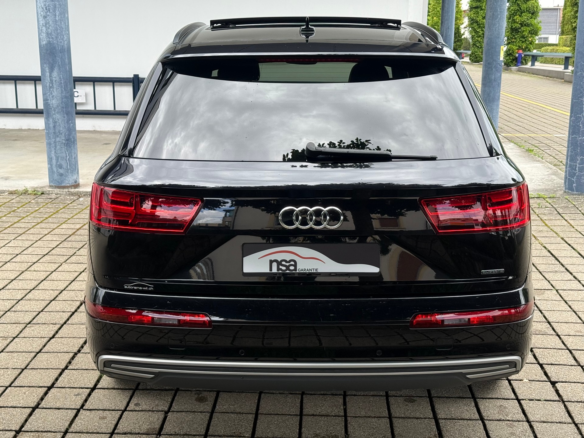 AUDI Q7 e-tron 3.0 TDI quattro tiptronic-image-4