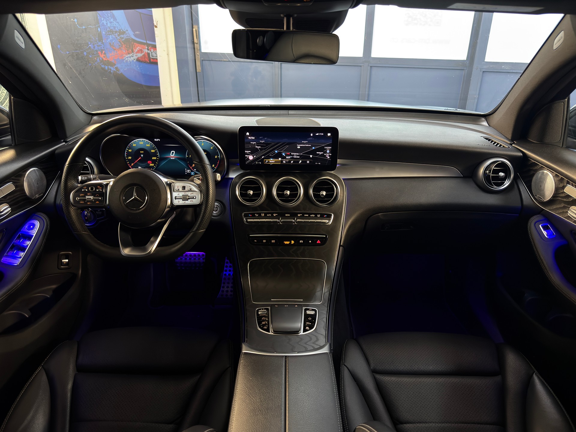 MERCEDES-BENZ GLC Coupé 220 d AMG Line 4Matic 9G-Tronic-image-8