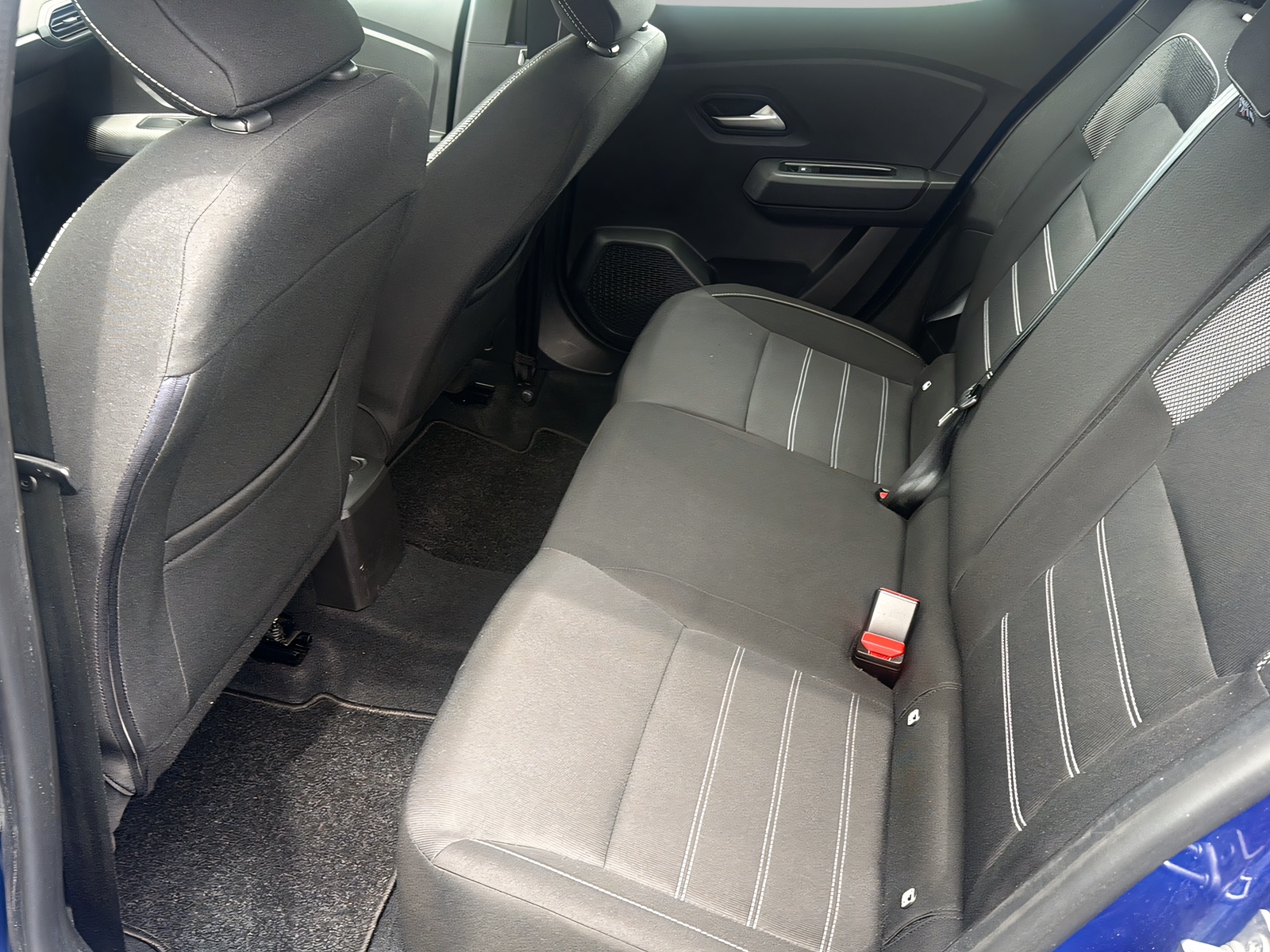 DACIA Sandero TCe 90 Comfort CVT-image-12