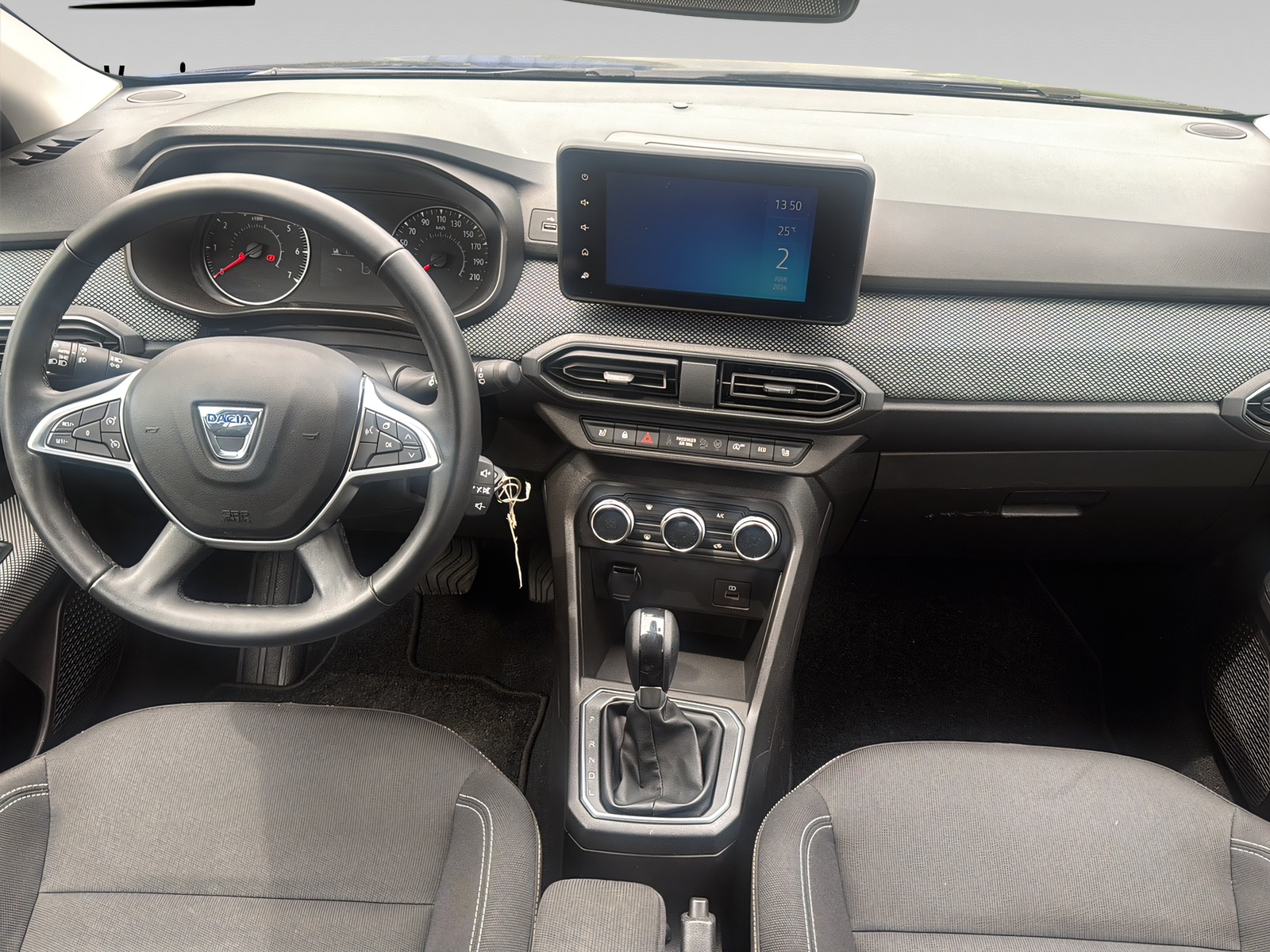 DACIA Sandero TCe 90 Comfort CVT-image-11