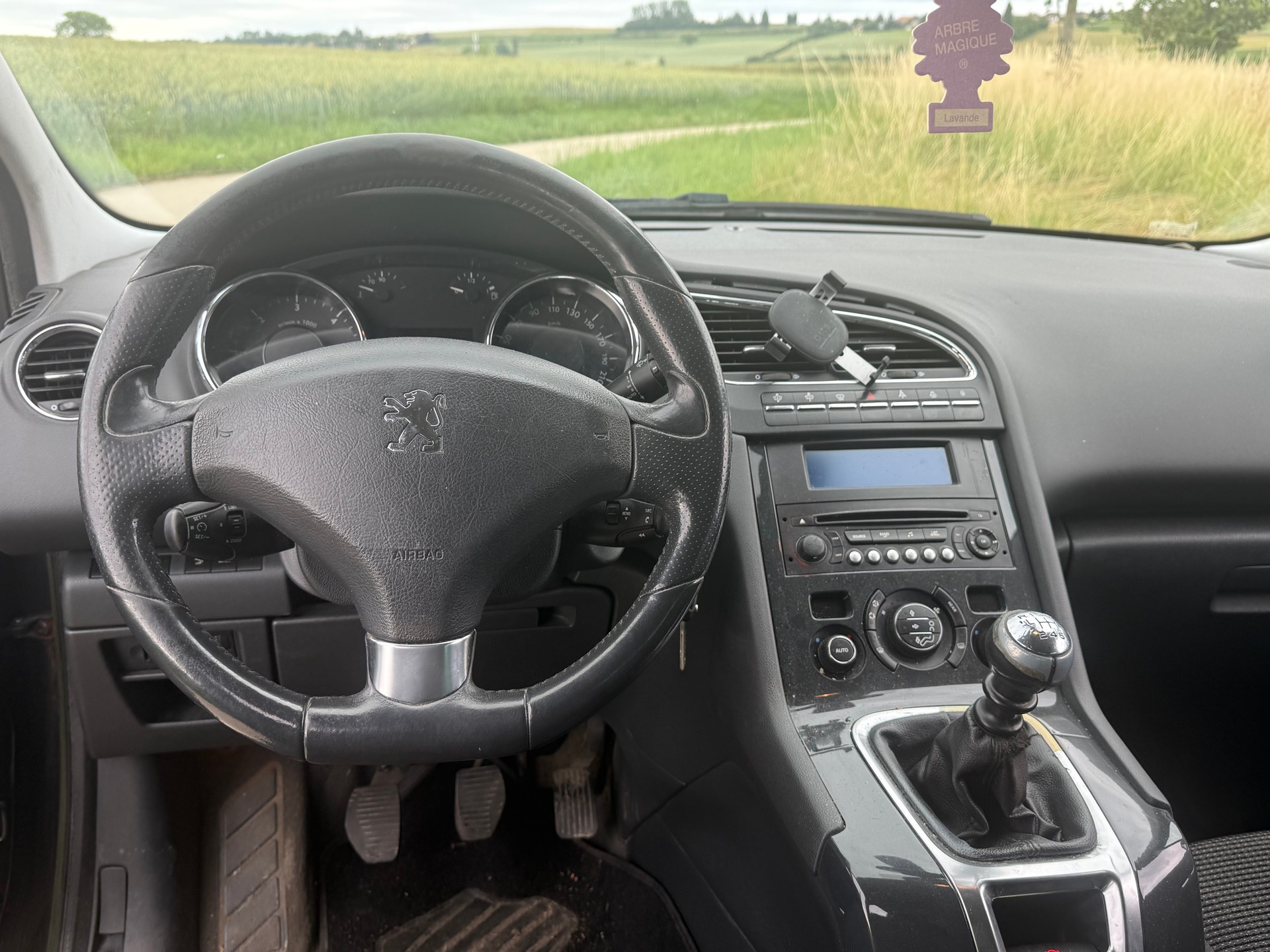 PEUGEOT 5008 2.0 HDI Business-image-10