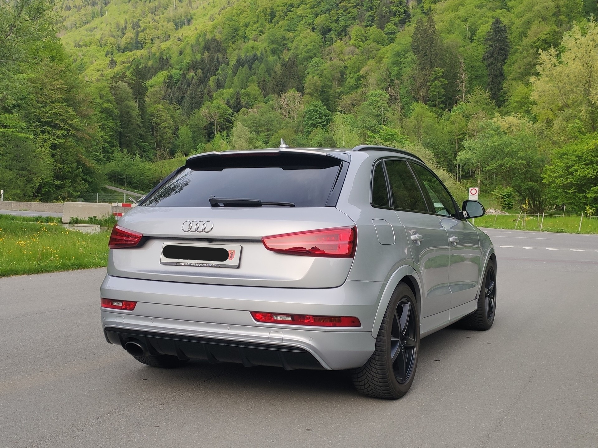 AUDI 2.5 TFSI quattro S-Tronic-image-7
