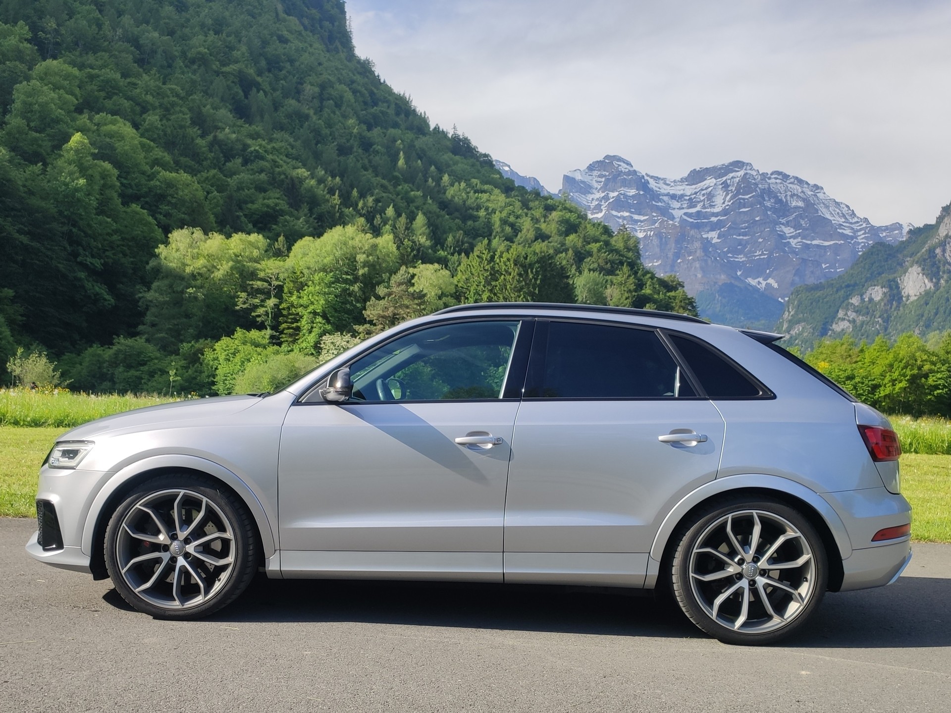 AUDI 2.5 TFSI quattro S-Tronic-image-5
