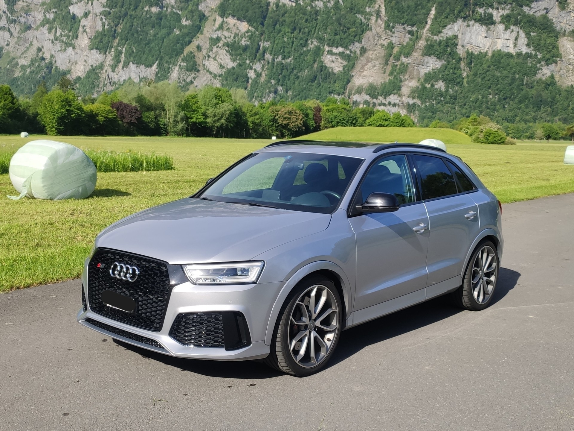 AUDI 2.5 TFSI quattro S-Tronic