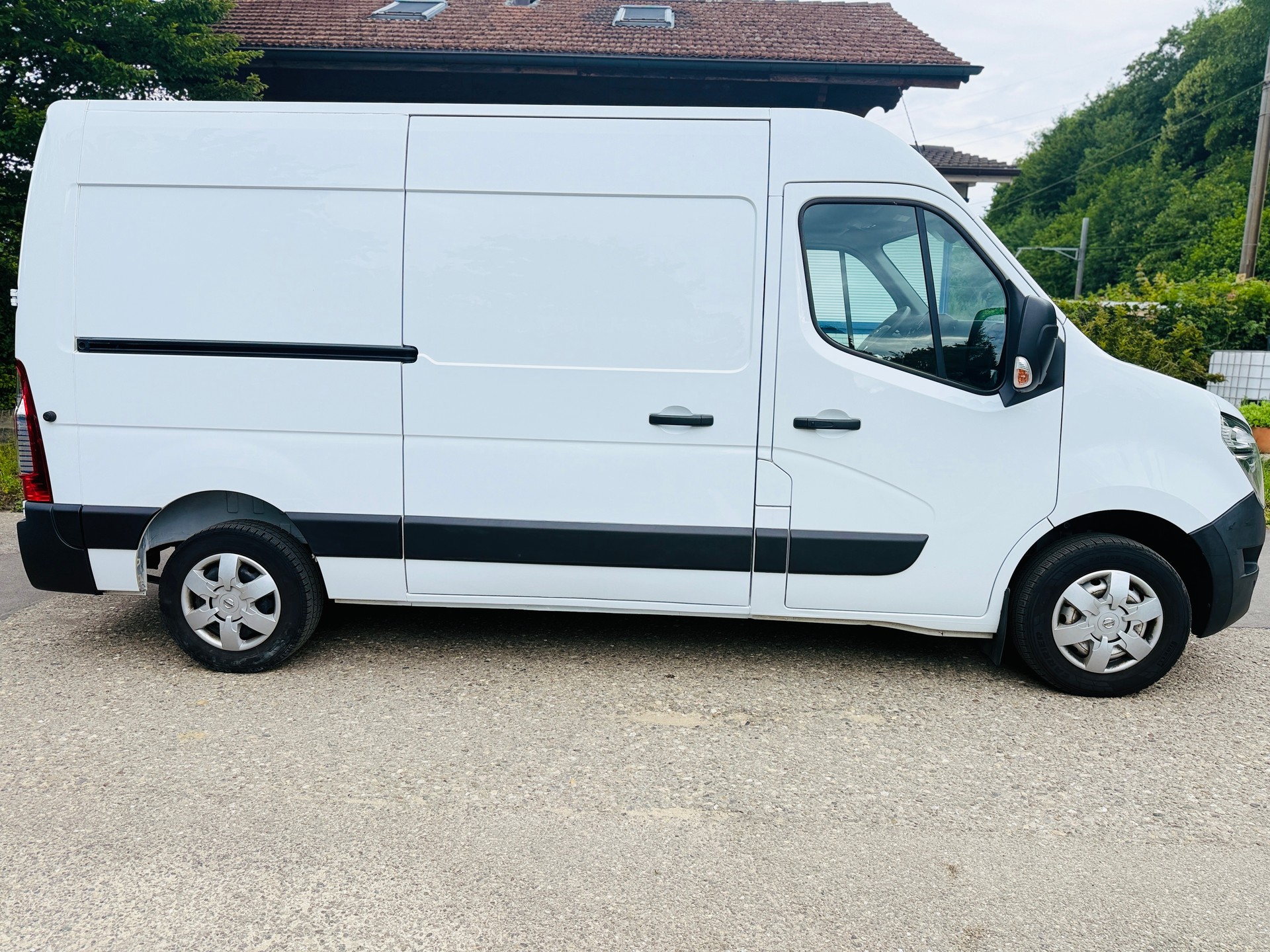 NISSAN NV400 F35.13 L2H2 FWD Comfort
