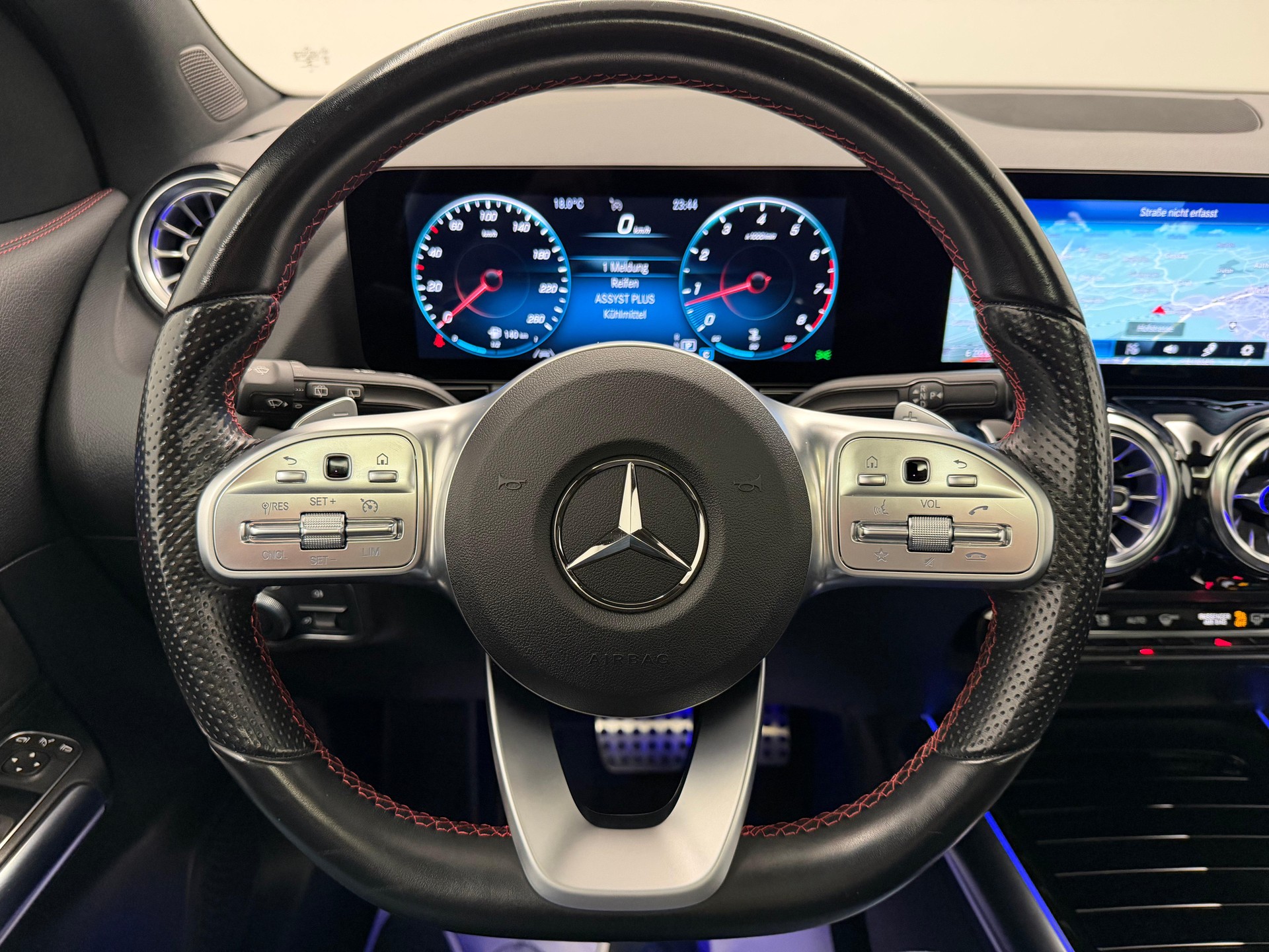MERCEDES-BENZ GLA 250 AMG Line 4matic-image-20