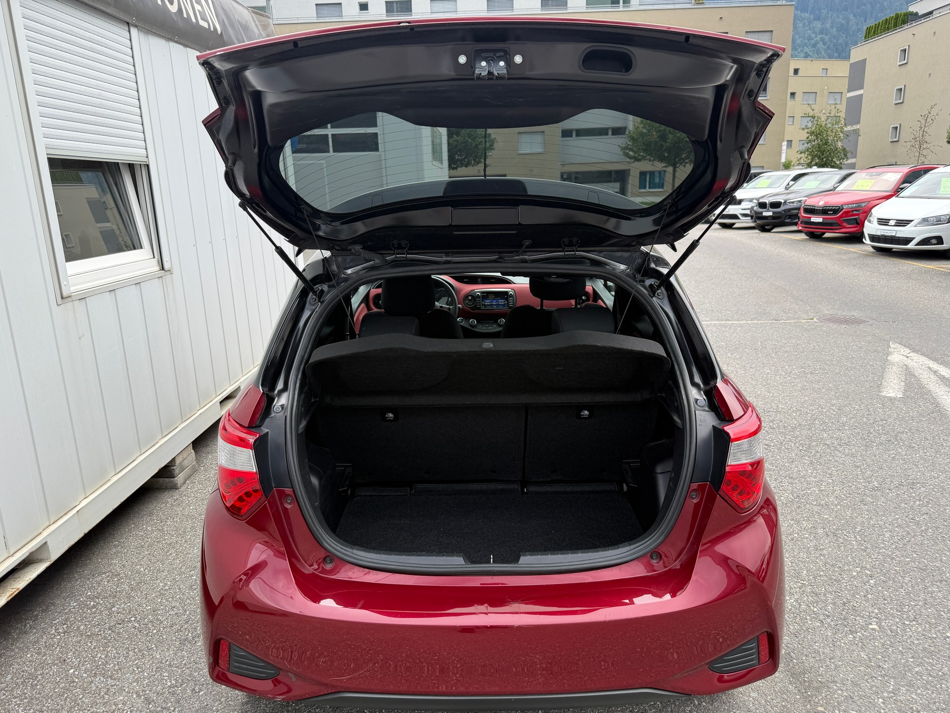 TOYOTA Yaris 1.5 Style EDITION *1. HAND * CH-FZ* DAB*KAMERA*FRISCH AB MFK*-image-5