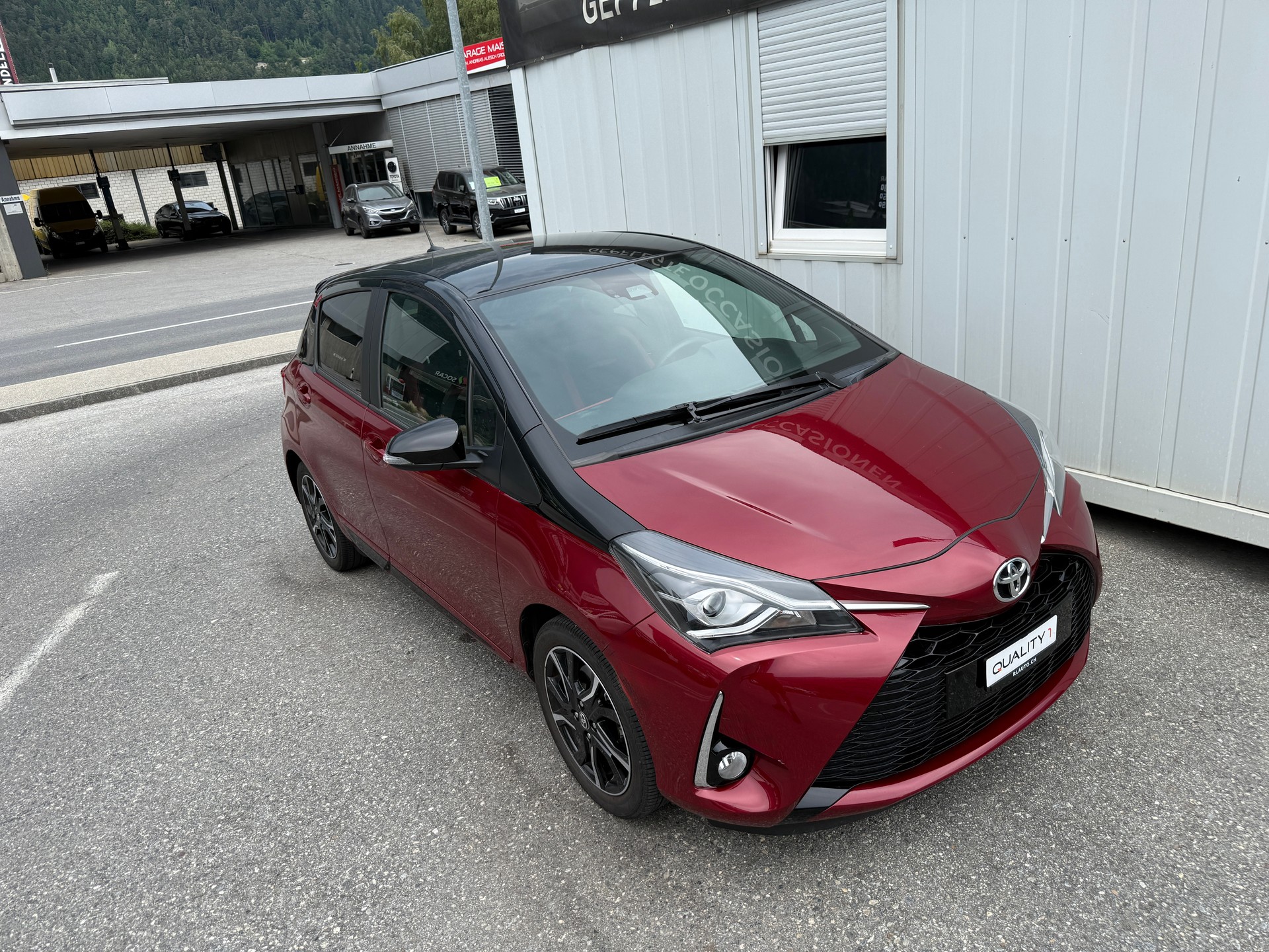 TOYOTA Yaris 1.5 Style EDITION *1. HAND * CH-FZ* DAB*KAMERA*FRISCH AB MFK*-showroom-element-1