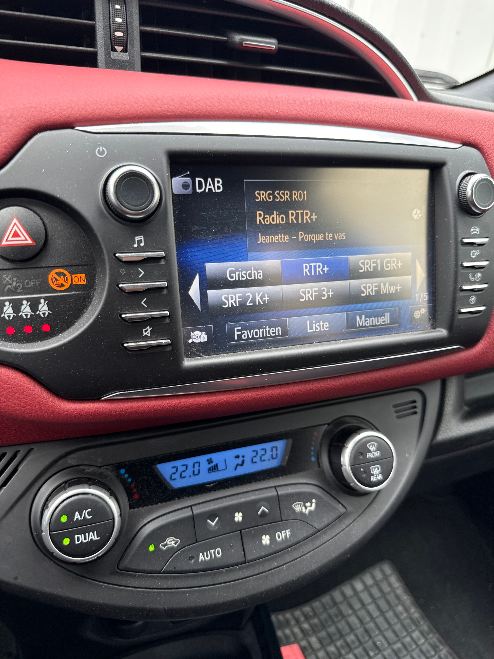 TOYOTA Yaris 1.5 Style EDITION *1. HAND * CH-FZ* DAB*KAMERA*FRISCH AB MFK*-image-13