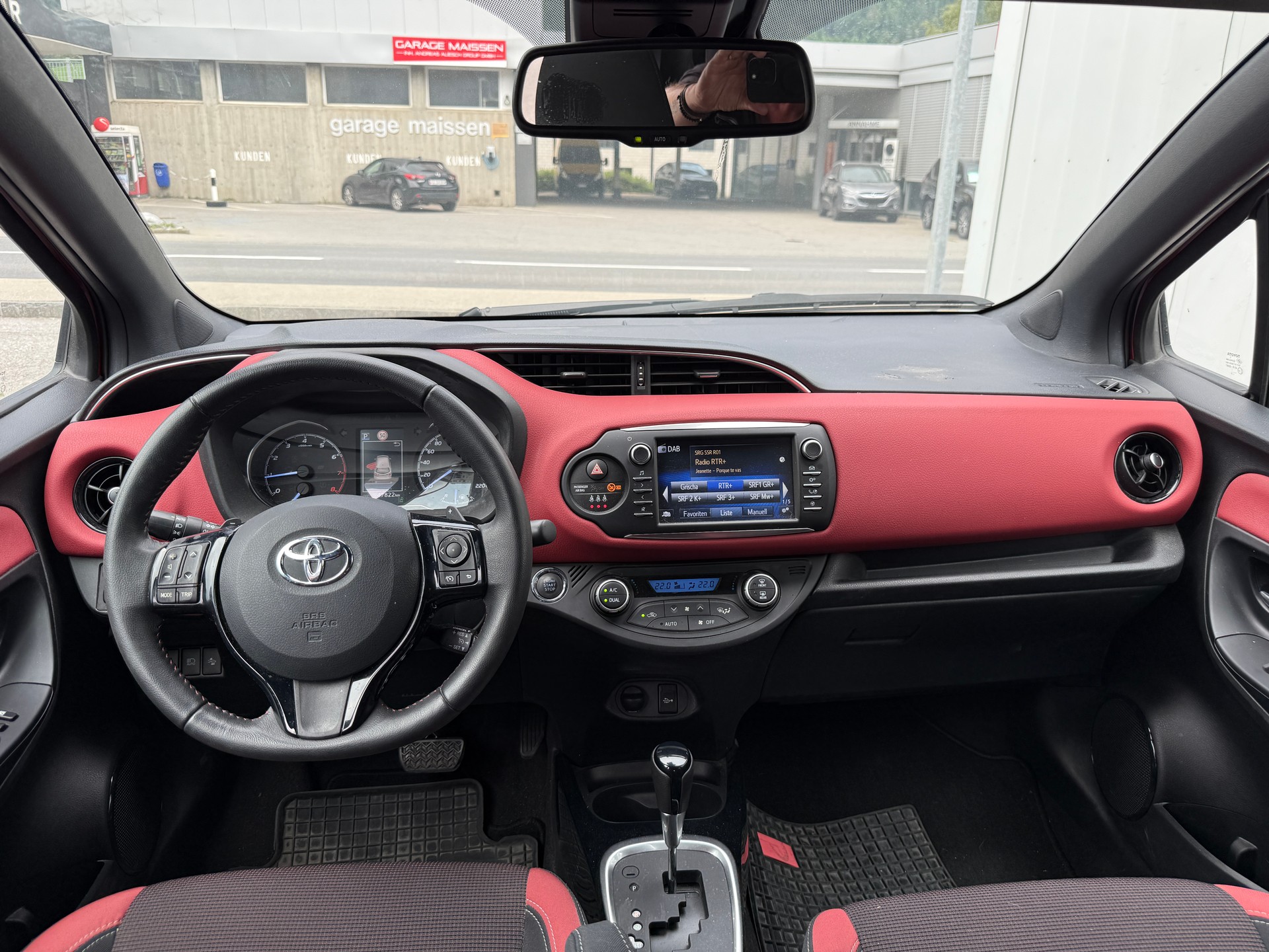 TOYOTA Yaris 1.5 Style EDITION *1. HAND * CH-FZ* DAB*KAMERA*FRISCH AB MFK*-image-9