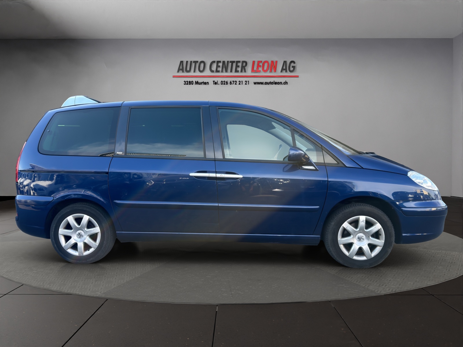PEUGEOT 807 2.2 16V HDi SV-image-6