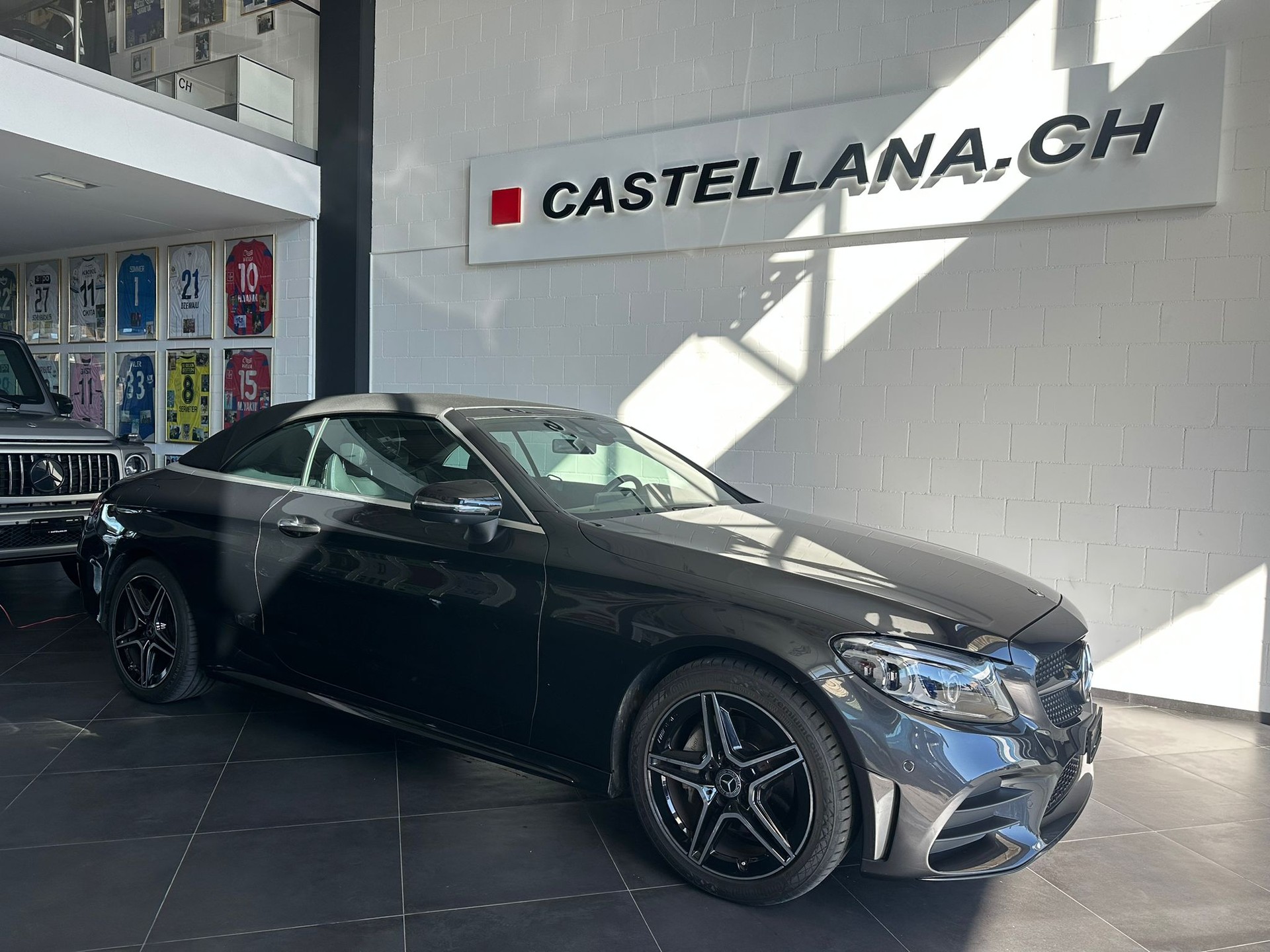MERCEDES-BENZ C 200 Cabriolet 4Matic 9G-Tronic-showroom-element-1