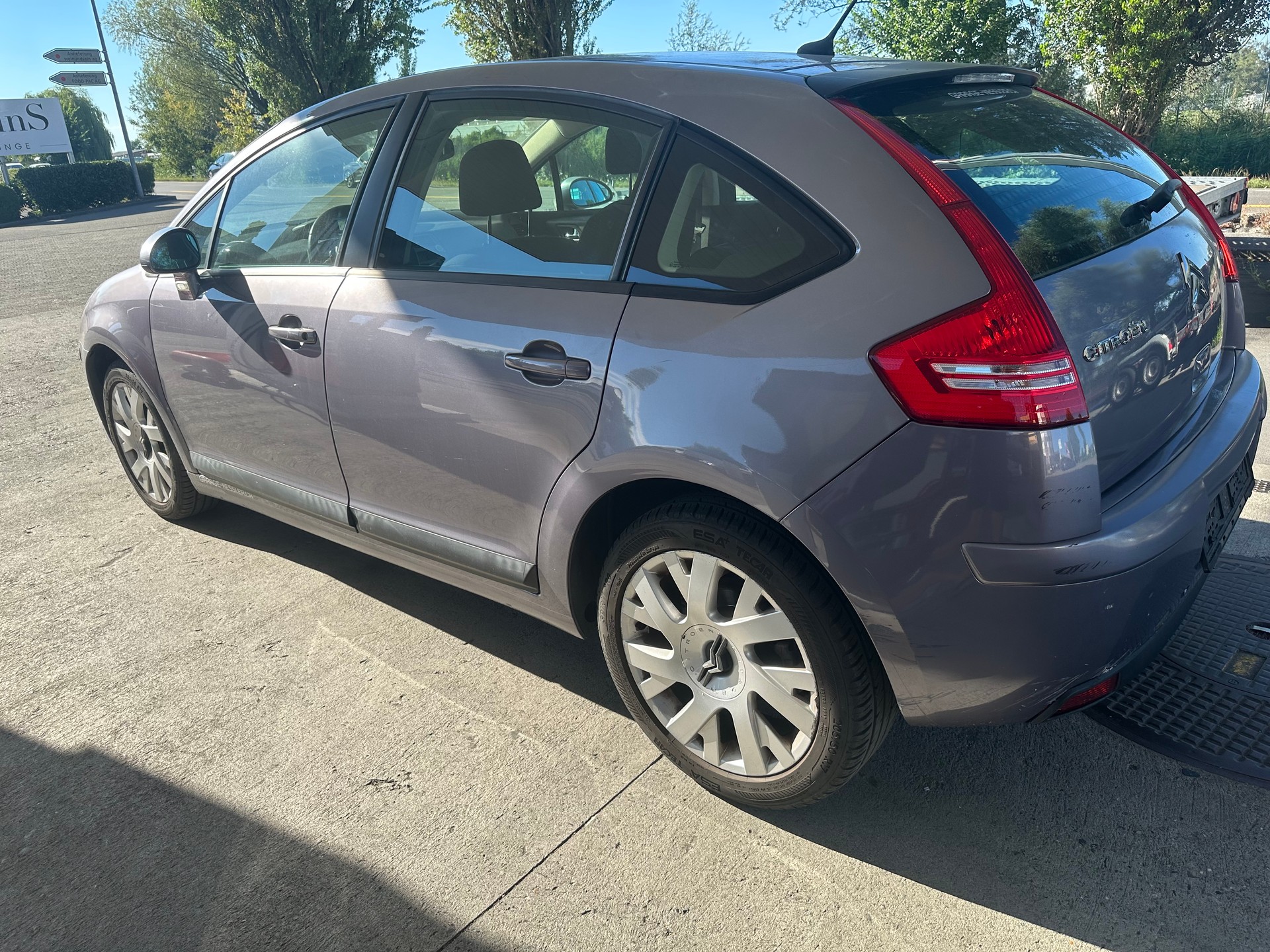 CITROEN C4 Berline 1.6i 16V SX-showroom-element-3