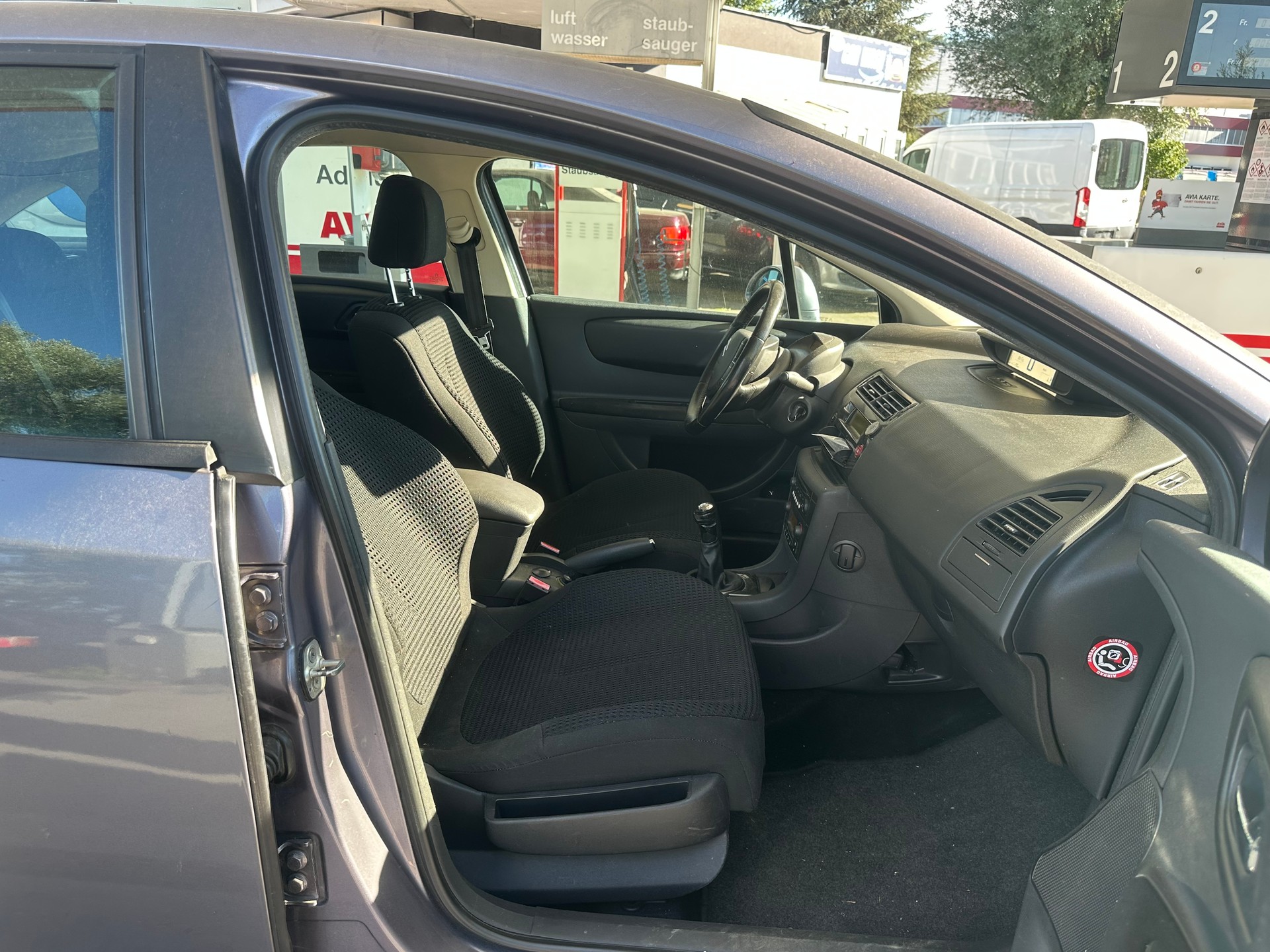 CITROEN C4 Berline 1.6i 16V SX-image-7