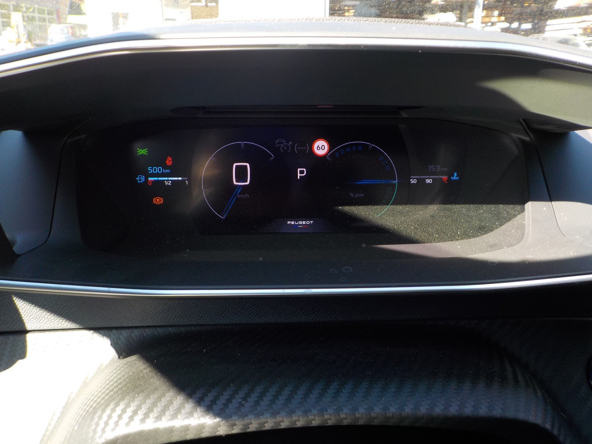 PEUGEOT 208 1.2 MHEV 145 GT-image-9