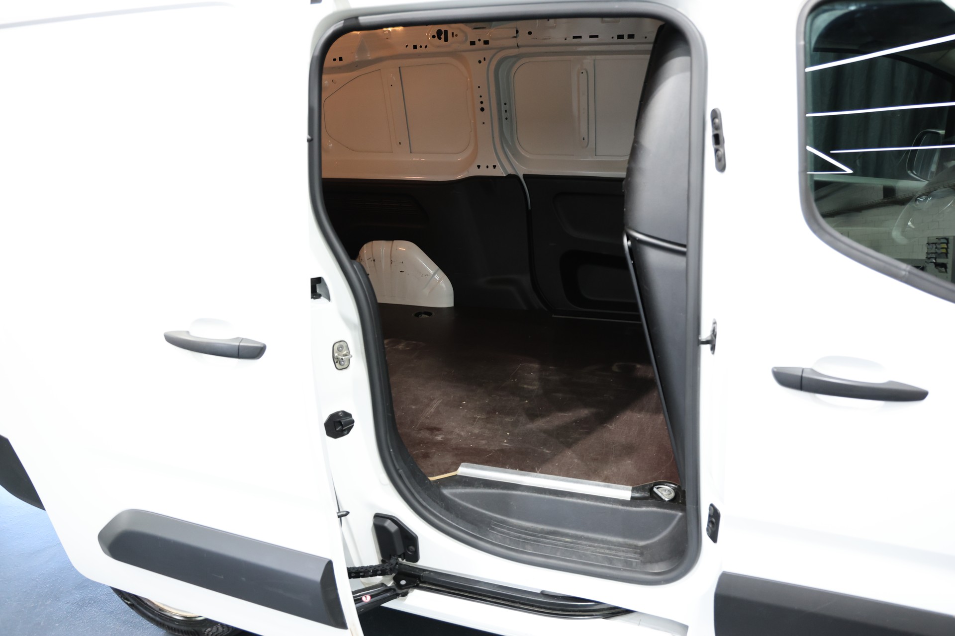 PEUGEOT Partner 1.5 Blue HDi s/s Long Automat-image-10