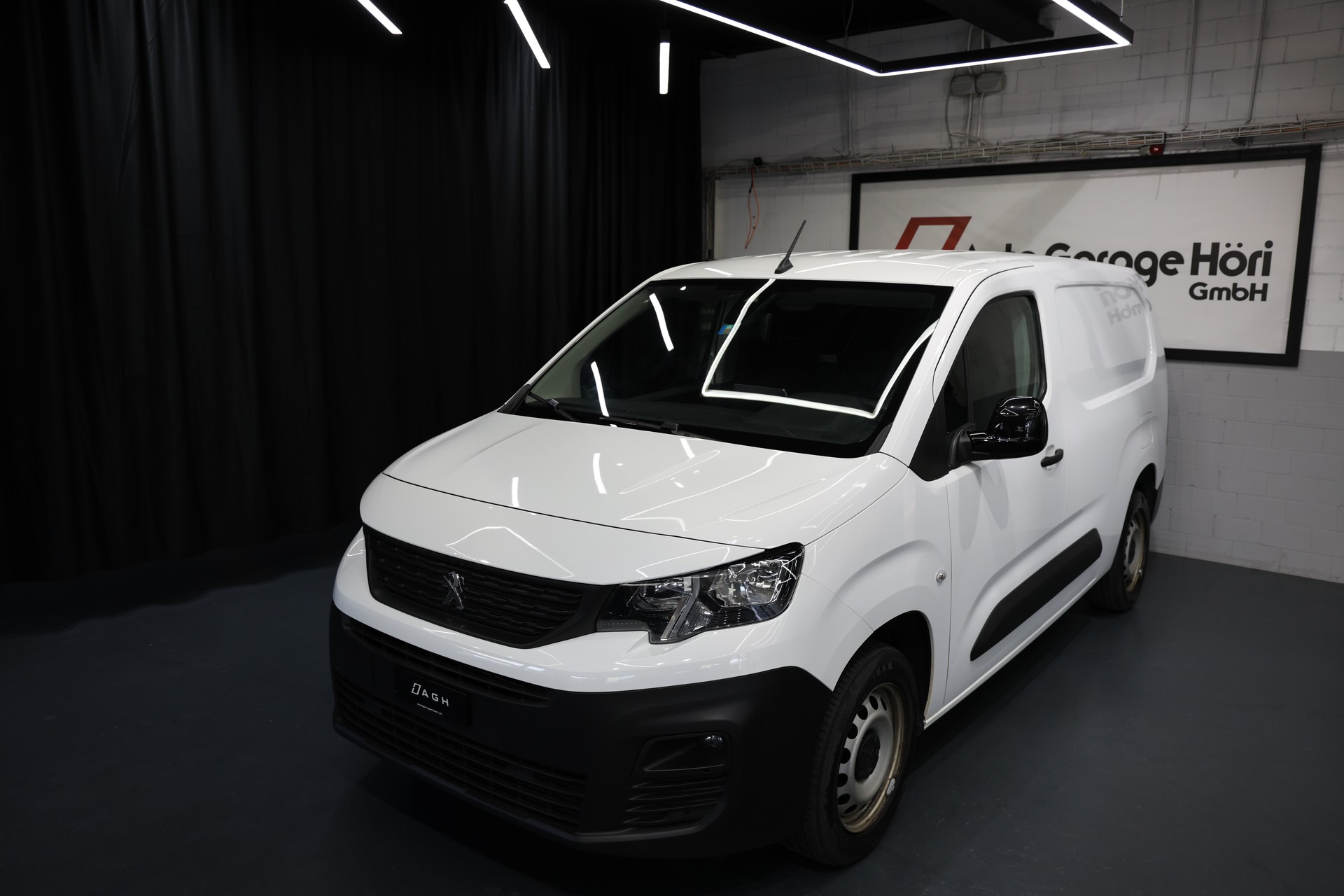 PEUGEOT Partner 1.5 Blue HDi s/s Long Automat-showroom-element-1