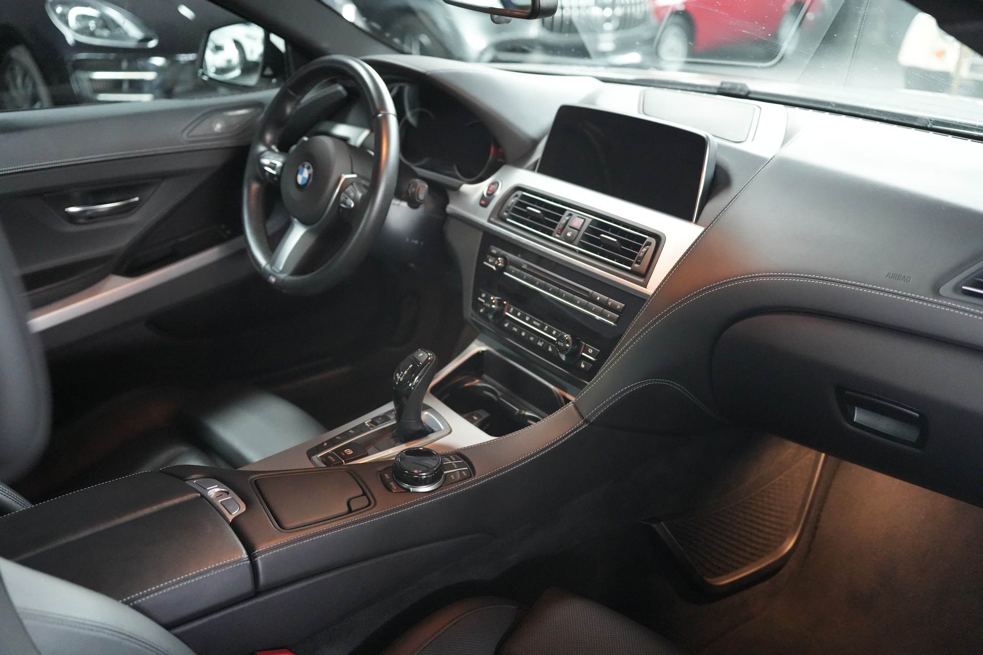 BMW 650i Coupé xDrive-image-8