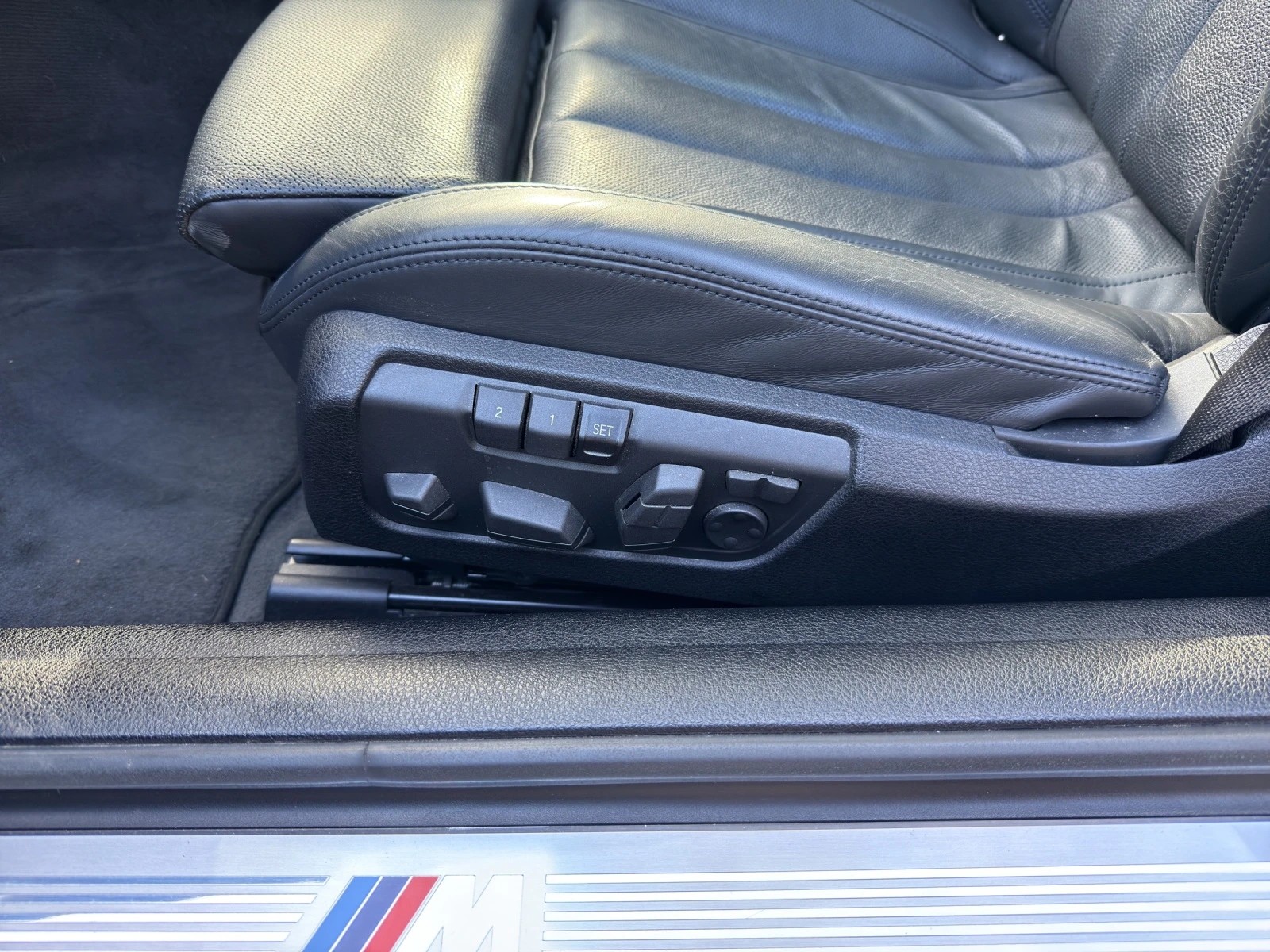 BMW 650i Coupé xDrive-image-10